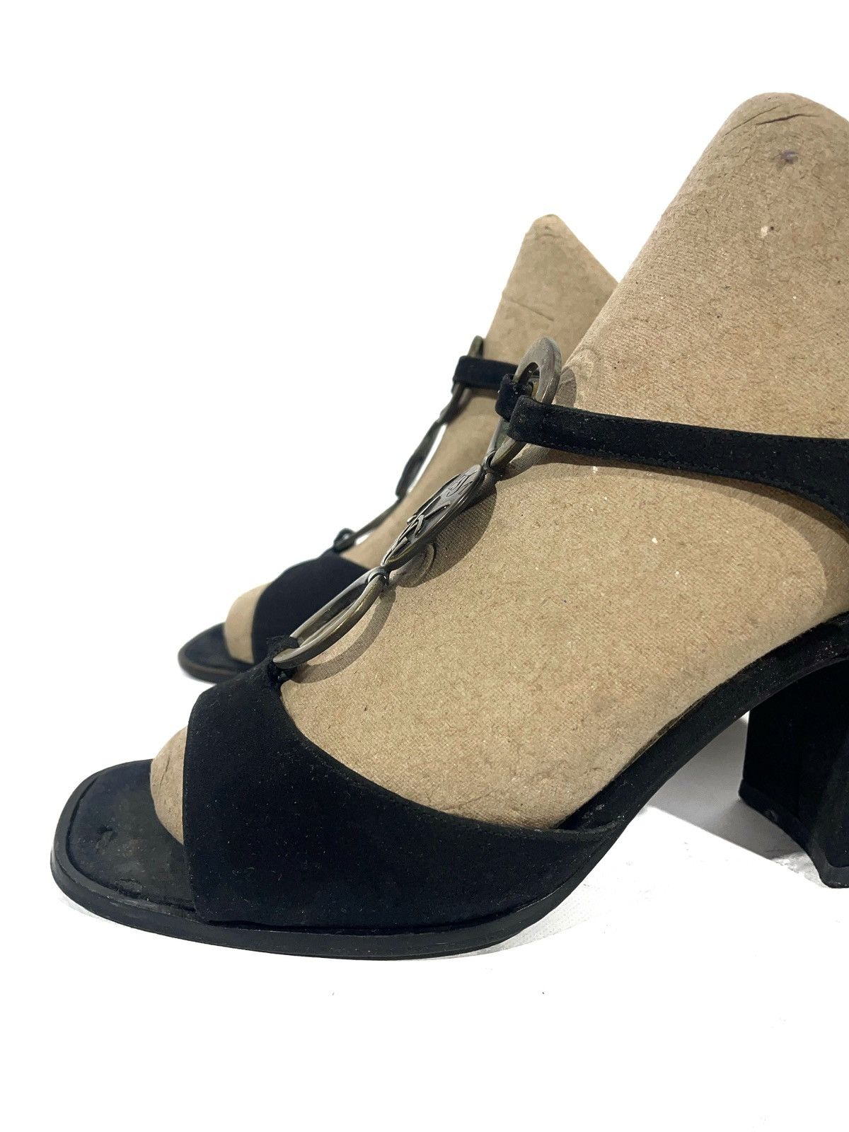 Yves Saint Laurent Yves Saint Laurent Black Velour Gold Logos Heels Size 36.5 Size US 6.5 / IT 36.5 - 5 Thumbnail