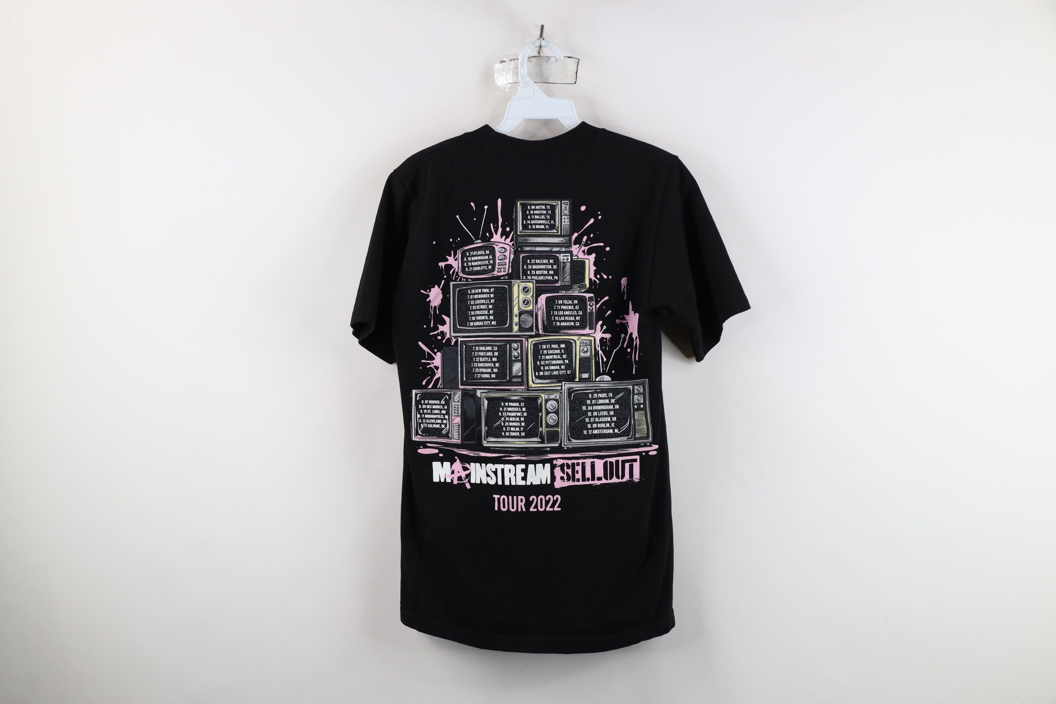 Vintage Machine Gun Kelly Spell Out Mainstream Sellout Tour T-Shirt Size US S / EU 44-46 / 1 - 14 Thumbnail