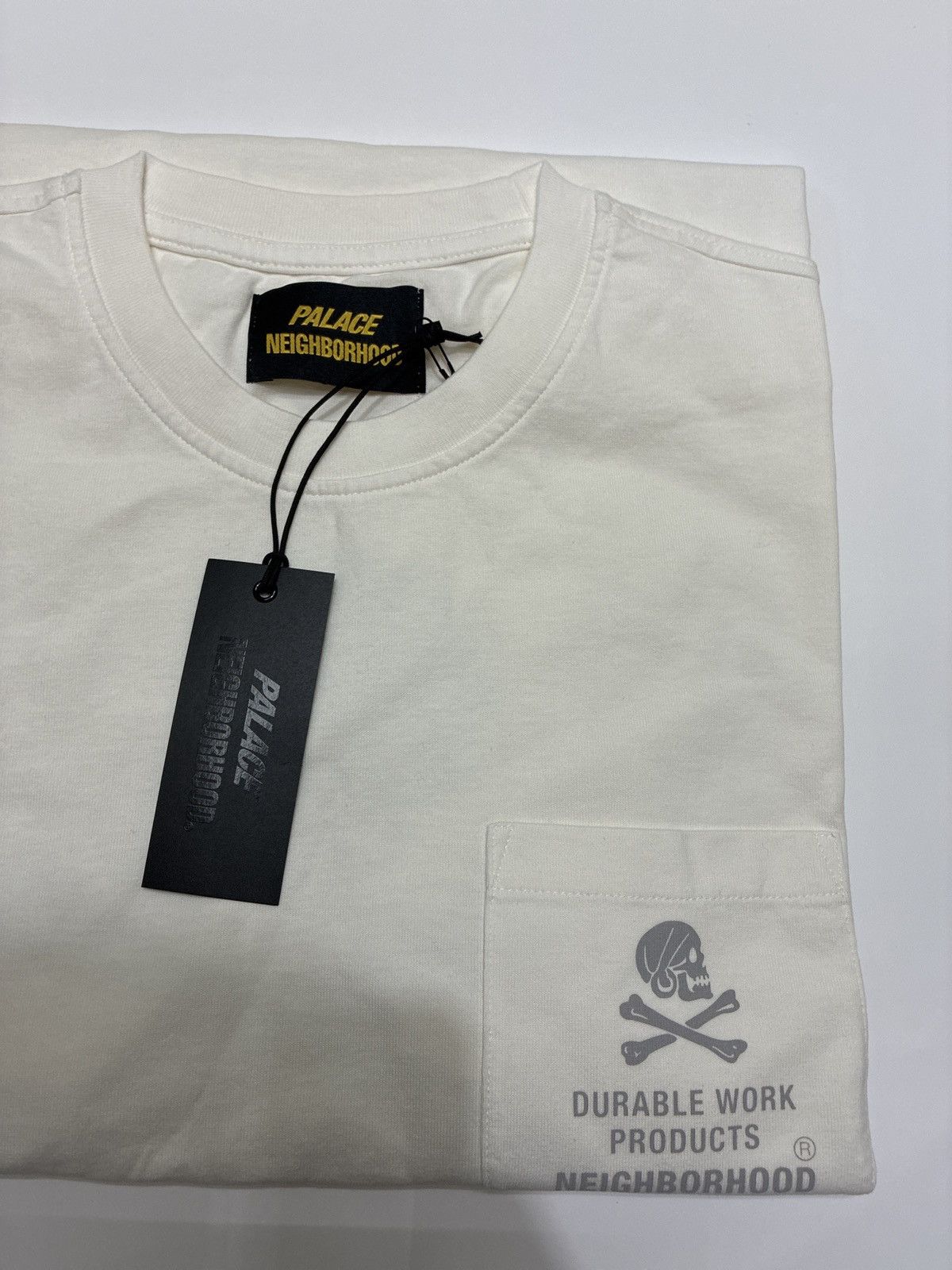 Palace Palace x Neighborhood Pocket T-Shirt White Size US M / EU 48-50 / 2 - 4 Thumbnail