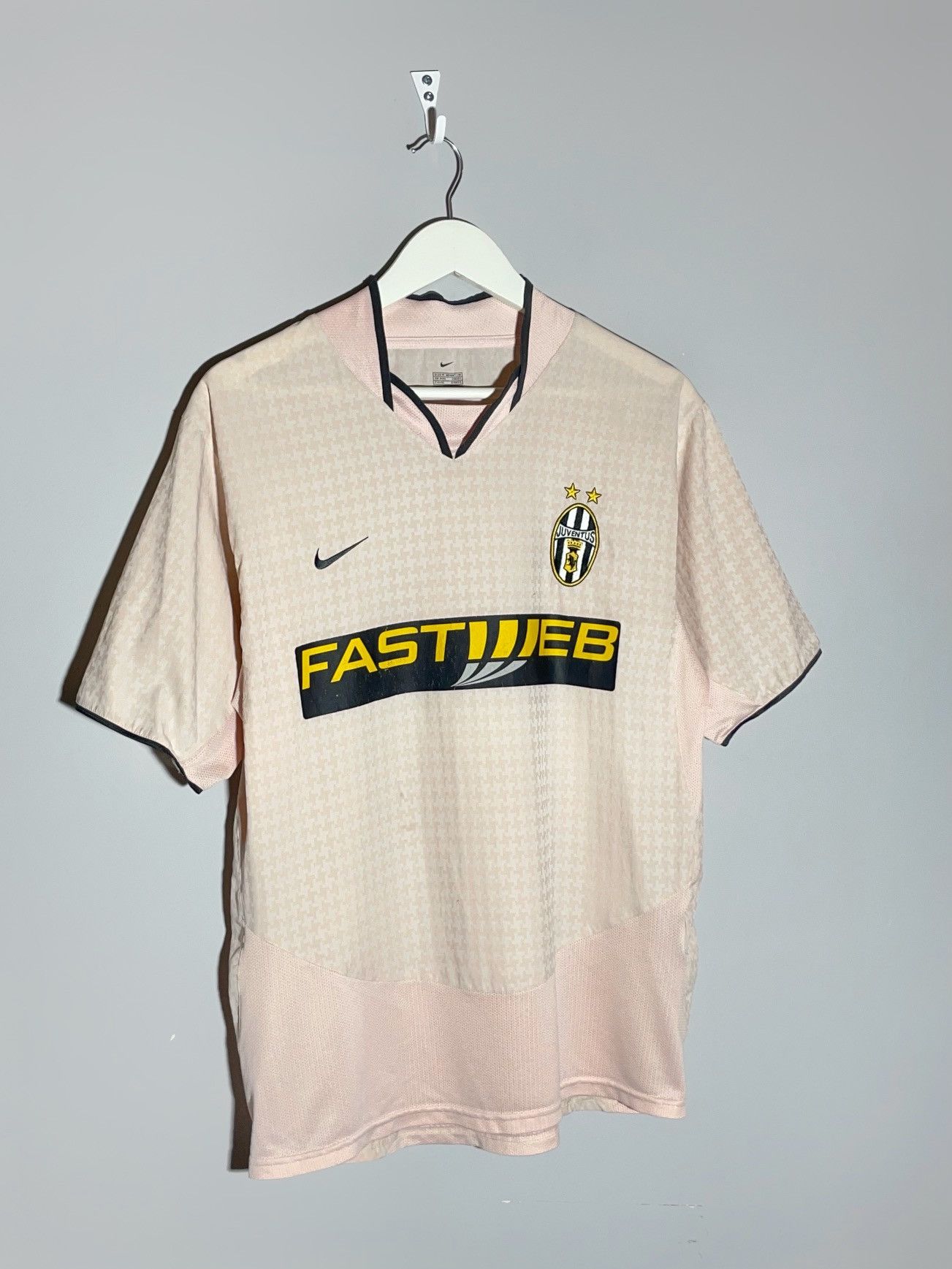 Nike × Vintage Juventus Nike 2003/04 Away Y2k Vintage Football Shirt Size US M / EU 48-50 / 2 - 2 Thumbnail