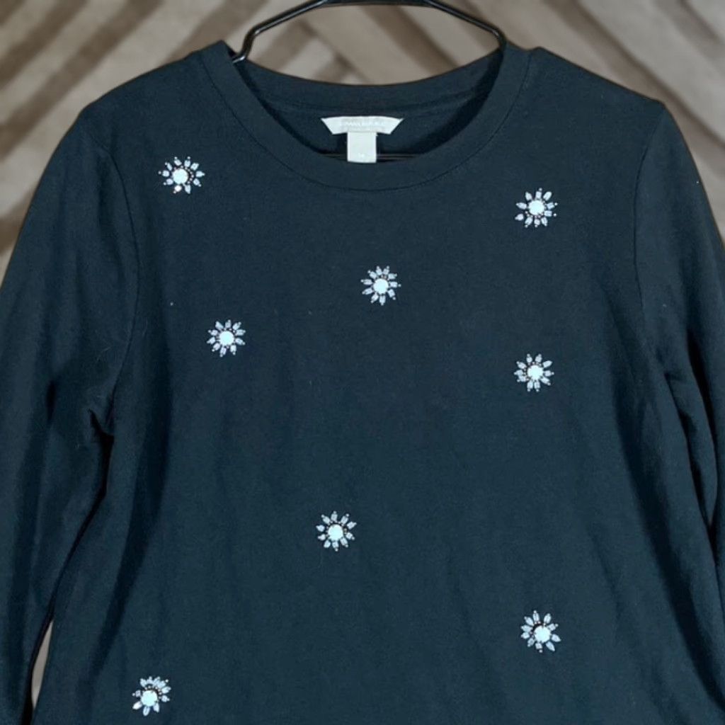 Banana Republic VINTAGE Banana Republic Women Sweater Black Sophia Bead Jewelled Crew Neck Long Sleeve M Size M / US 6-8 / IT 42-44 - 1 Thumbnail