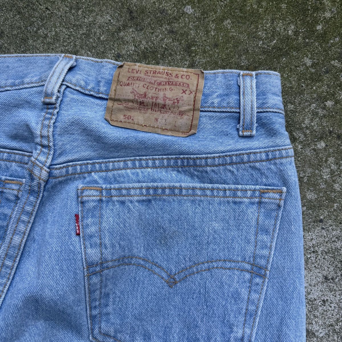 Levi's Vintage 90s Levi's 501 Light Wash Jeans 31x38 Size US 31 - 9 Thumbnail