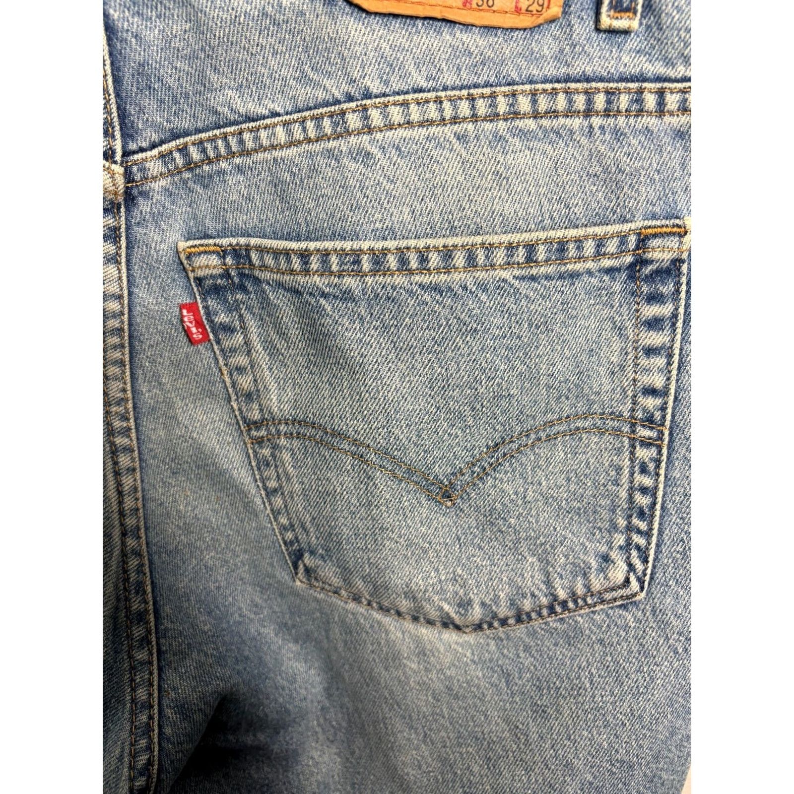 Levi's Levi's 560 Jeans Mens 36 Regular Blue Light Wash Tapered Vintage 90s Y2K Baggy Comfort Pockets Denim Jeans Mens Size US 36 / EU 52 - 2 Thumbnail