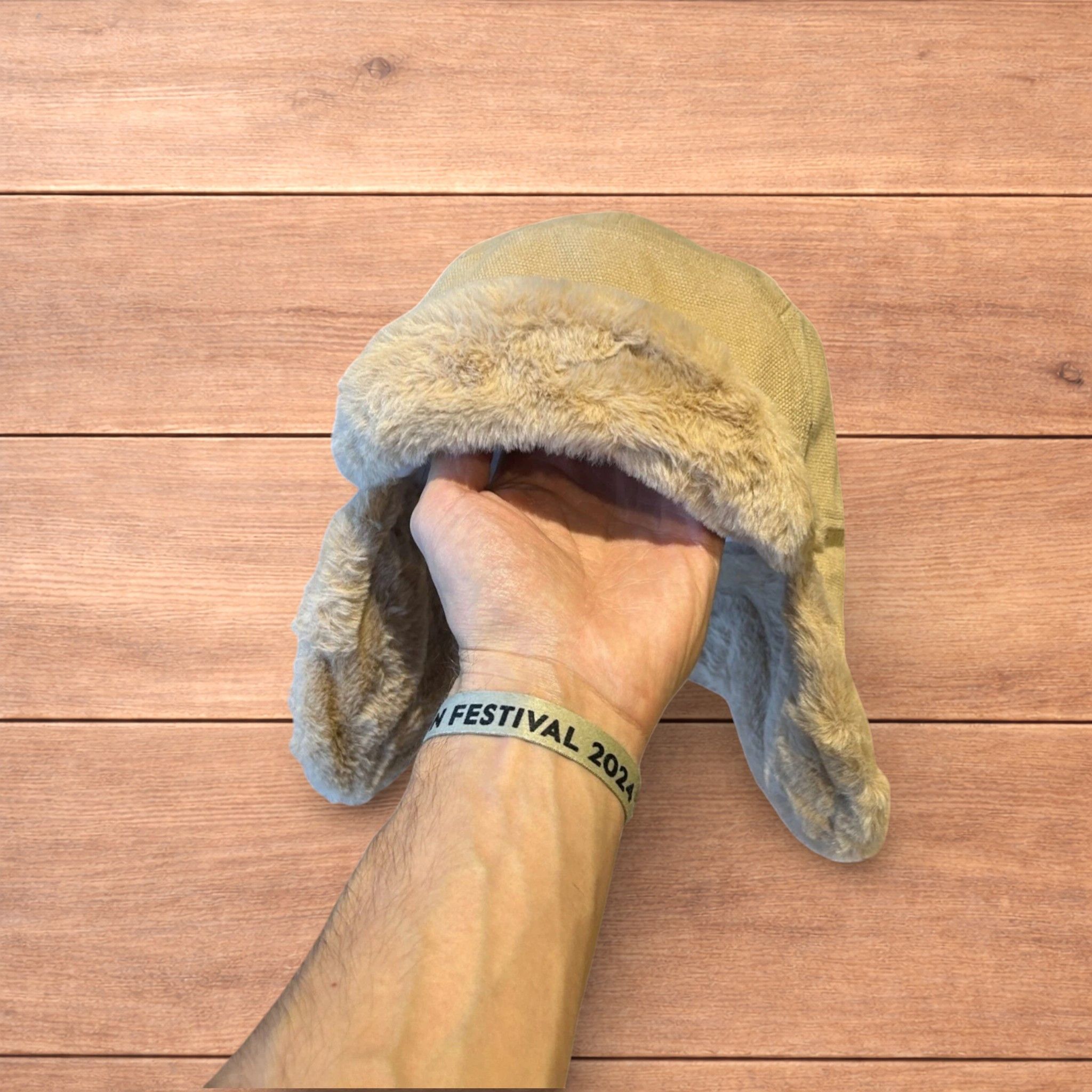 Japanese Brand Russian trapper ear flap hat in cream/beige colour way. Size ONE SIZE - 1 Thumbnail