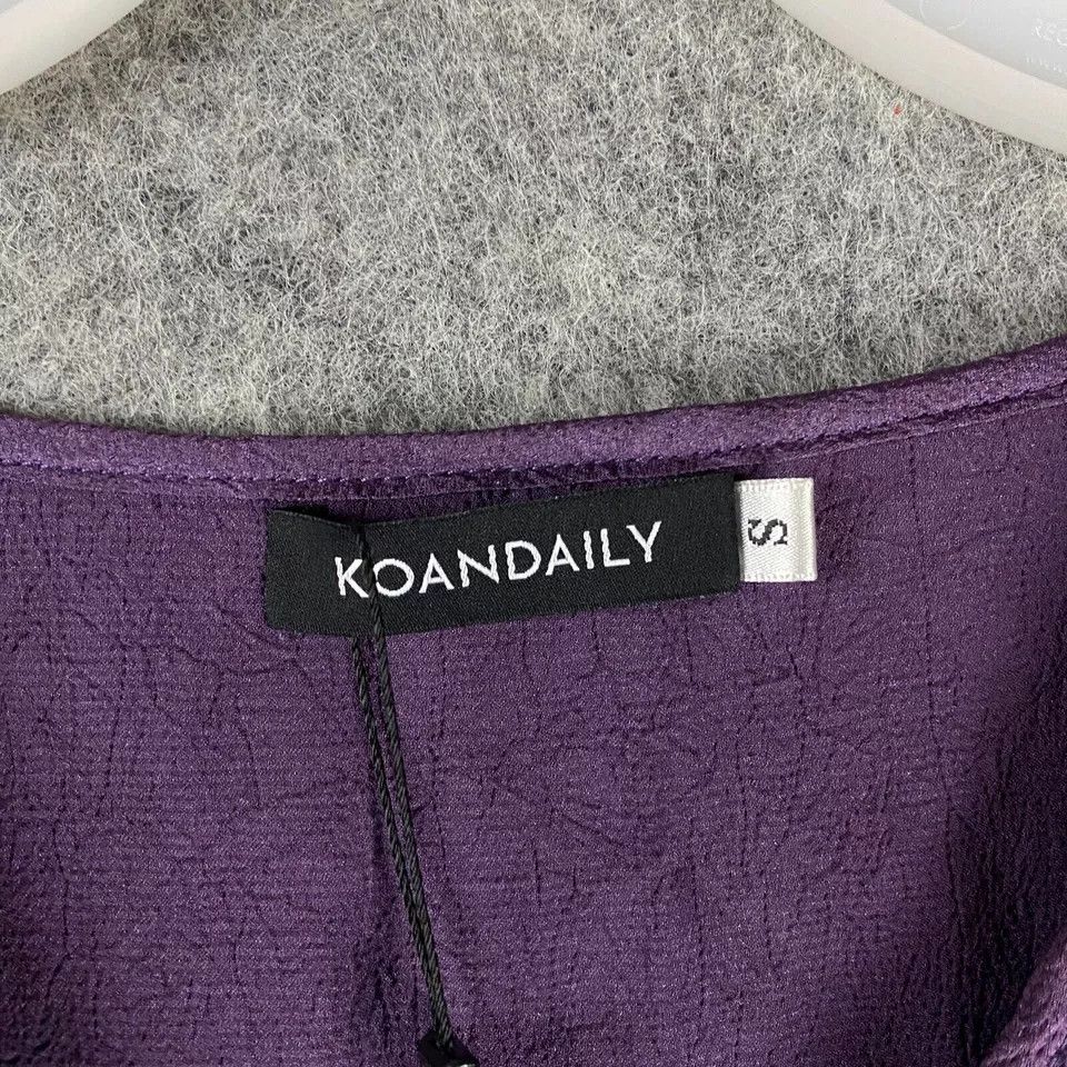 Other Koandaily Blouse Women's Purple Pullover NWT Satin Adults S Size S / US 4 / IT 40 - 3 Thumbnail