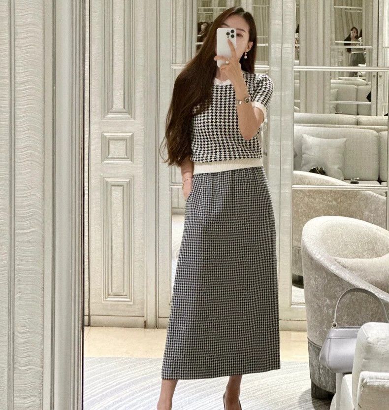 Dior Dior Color-blocked checkered wool casual knitted skirt Size 25" / US 0 / IT 36 - 8 Thumbnail