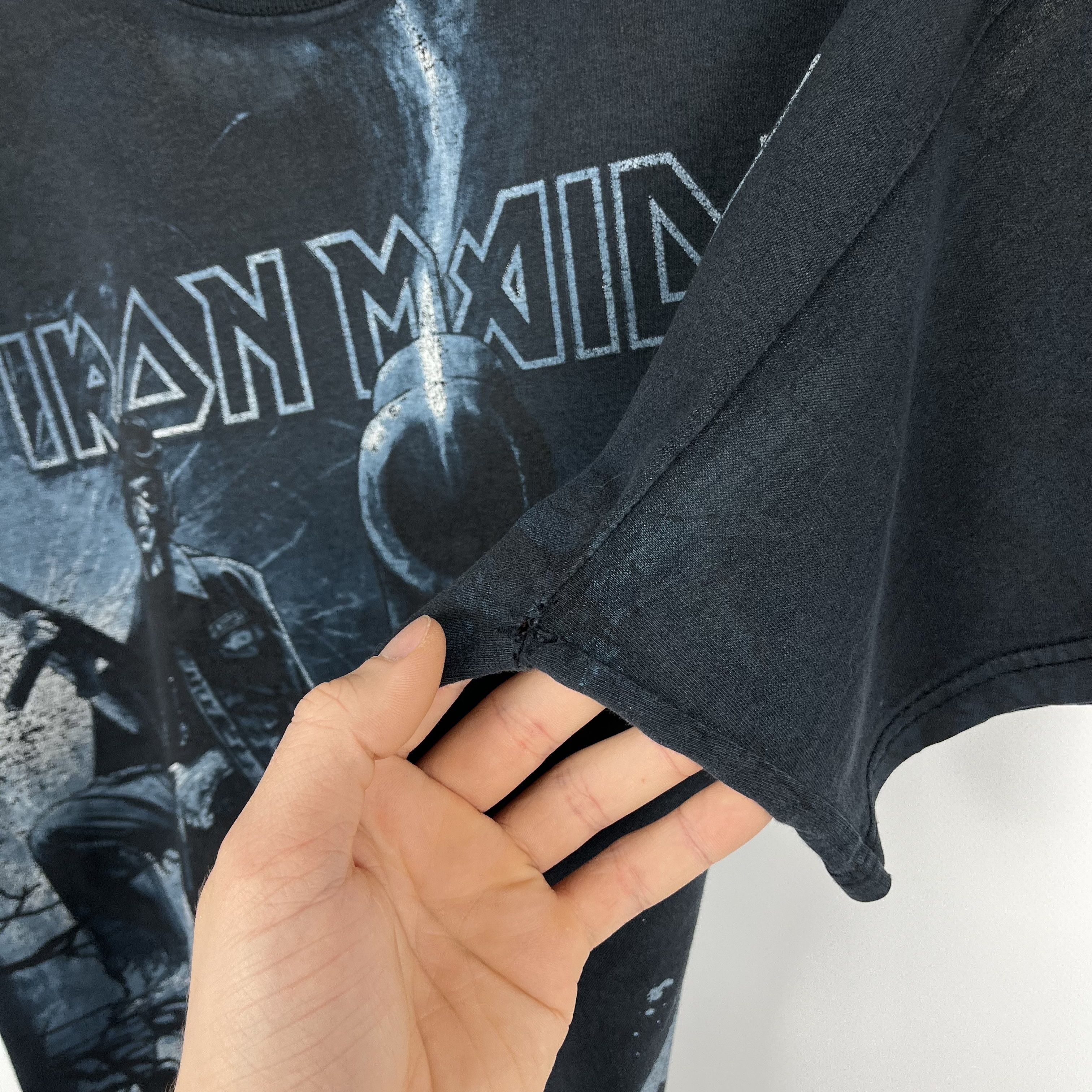 Band Tees Vintage Iron Maiden All Over Print Rare T Shirt 90’s Size US L / EU 52-54 / 3 - 14 Thumbnail