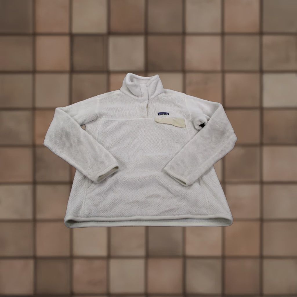Patagonia Patagonia Jacket Womens L White Snap T Sweater Outdoor Hiking Camping 25442 Size L / US 10 / IT 46 - 1 Thumbnail