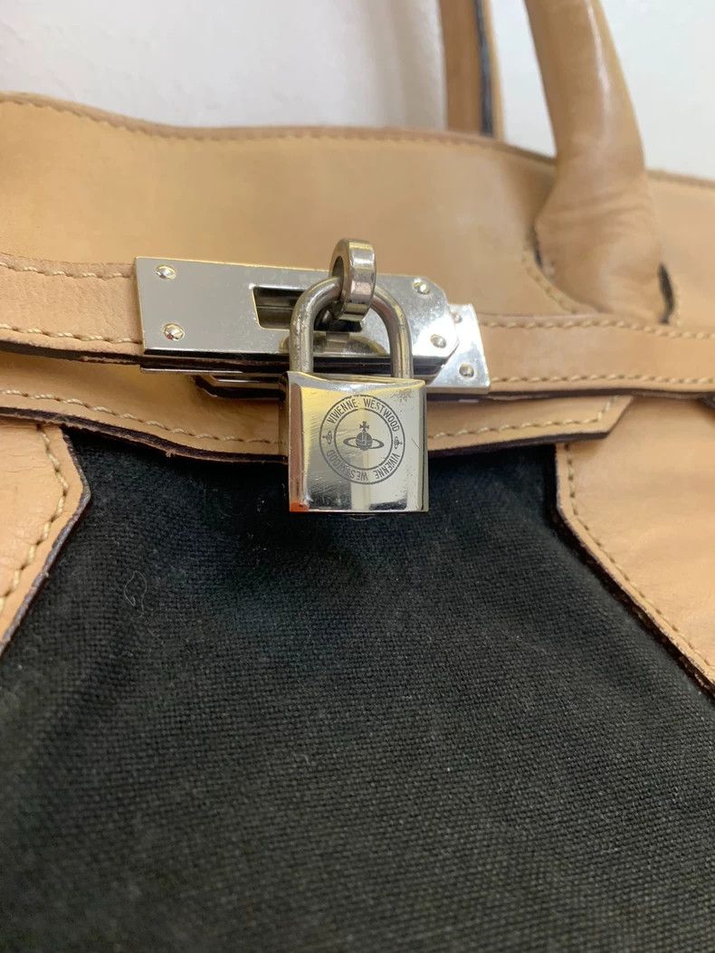 Vivienne Westwood Vivienne Westwood size os Bridging platinum packaging Size ONE SIZE - 4 Thumbnail