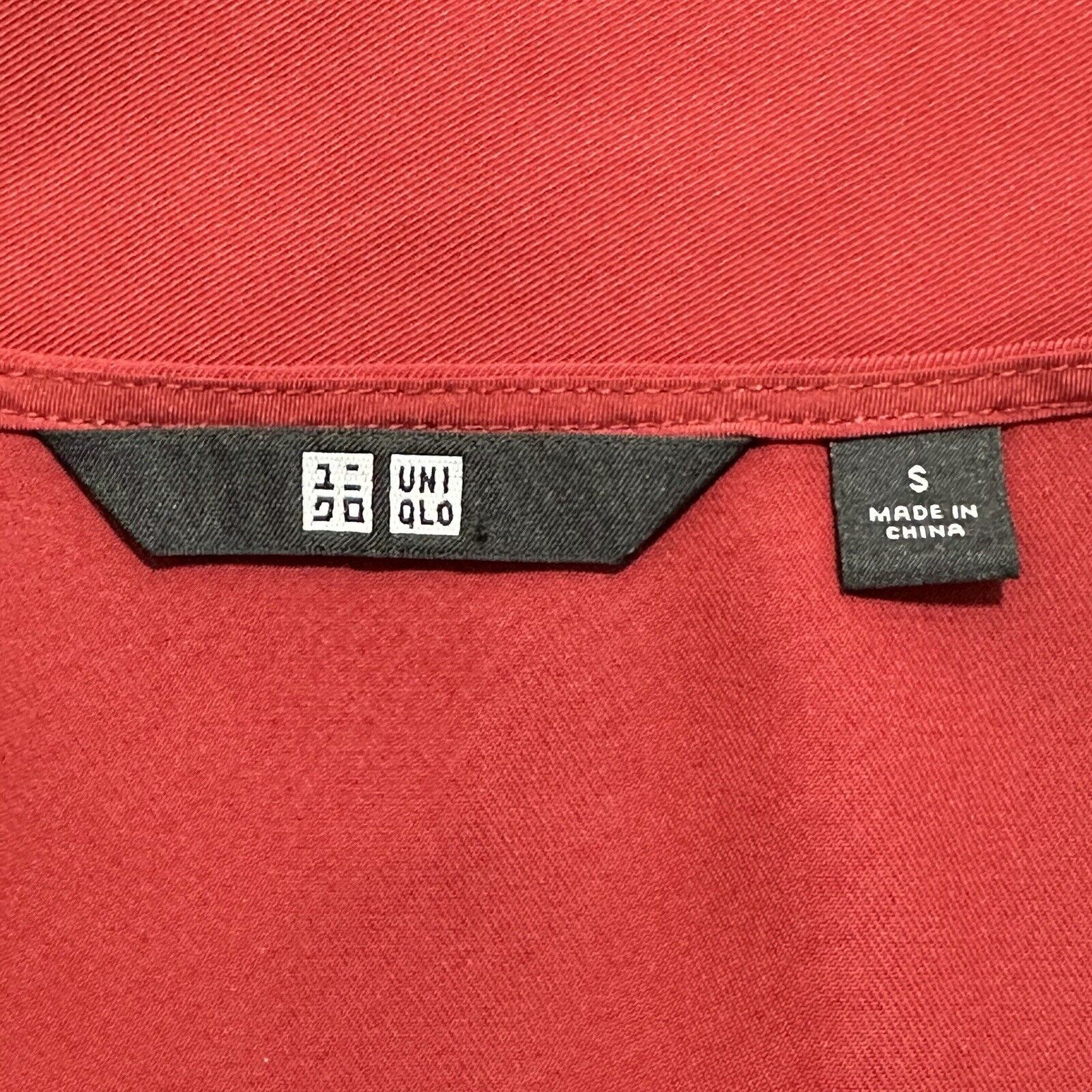 Uniqlo Uniqlo Small V-Neck Drape Burgundy Red A-Line Dress Pullover Size S / US 4 / IT 40 - 3 Thumbnail