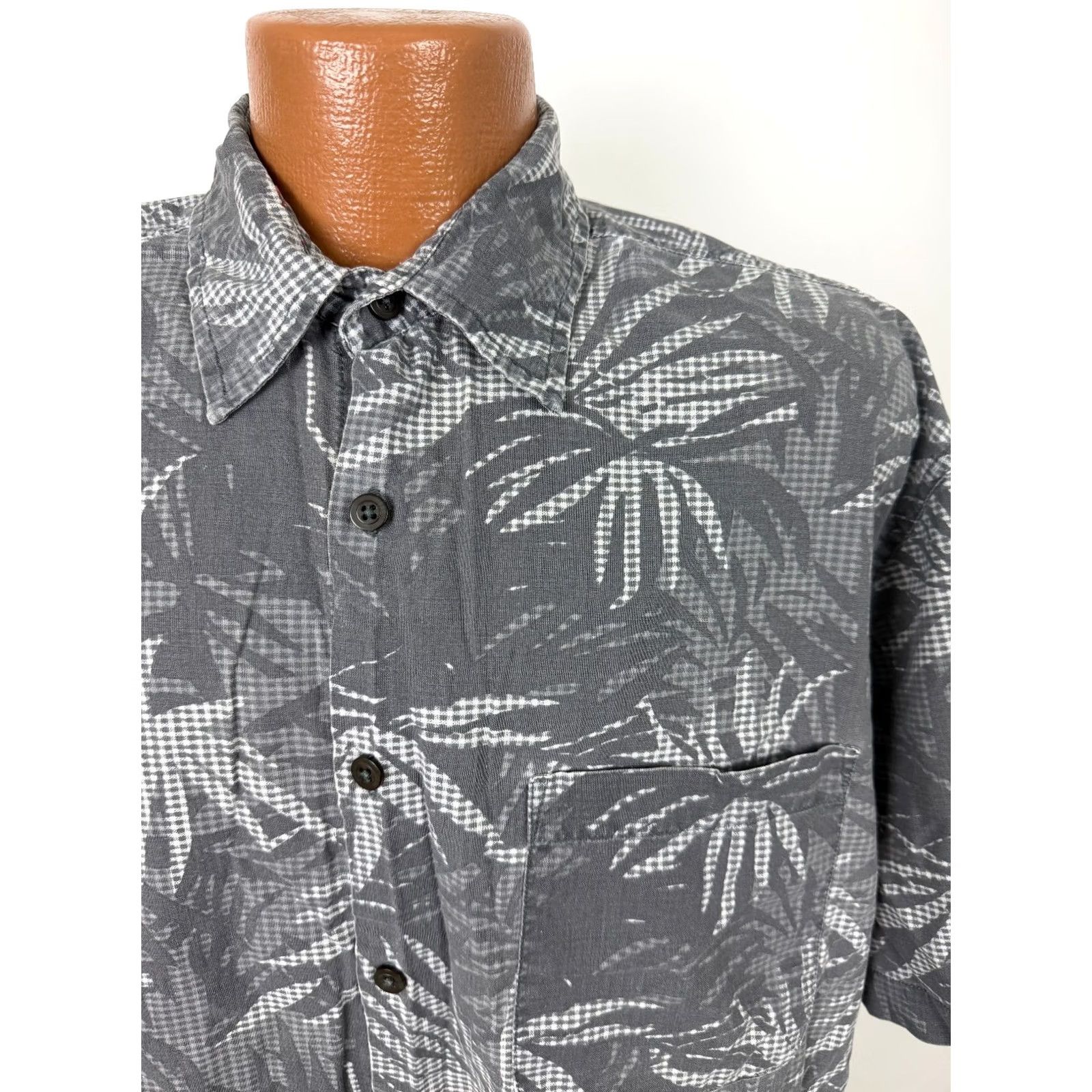 Faded Glory VINTAGE 90s Faded Glory Shirt Men L Hawaiian Palm Leaf Gray Cotton Short Sleeve Button-Up Size US L / EU 52-54 / 3 - 2 Thumbnail