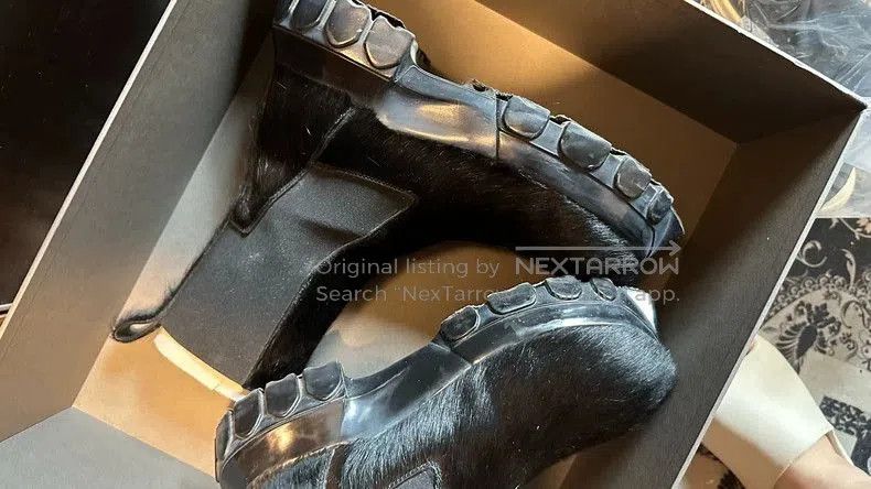 Rick Owens Rick Owens Black Hairy Ankle Boots Size 41. Size US 8.5 / EU 41-42 - 2 Thumbnail