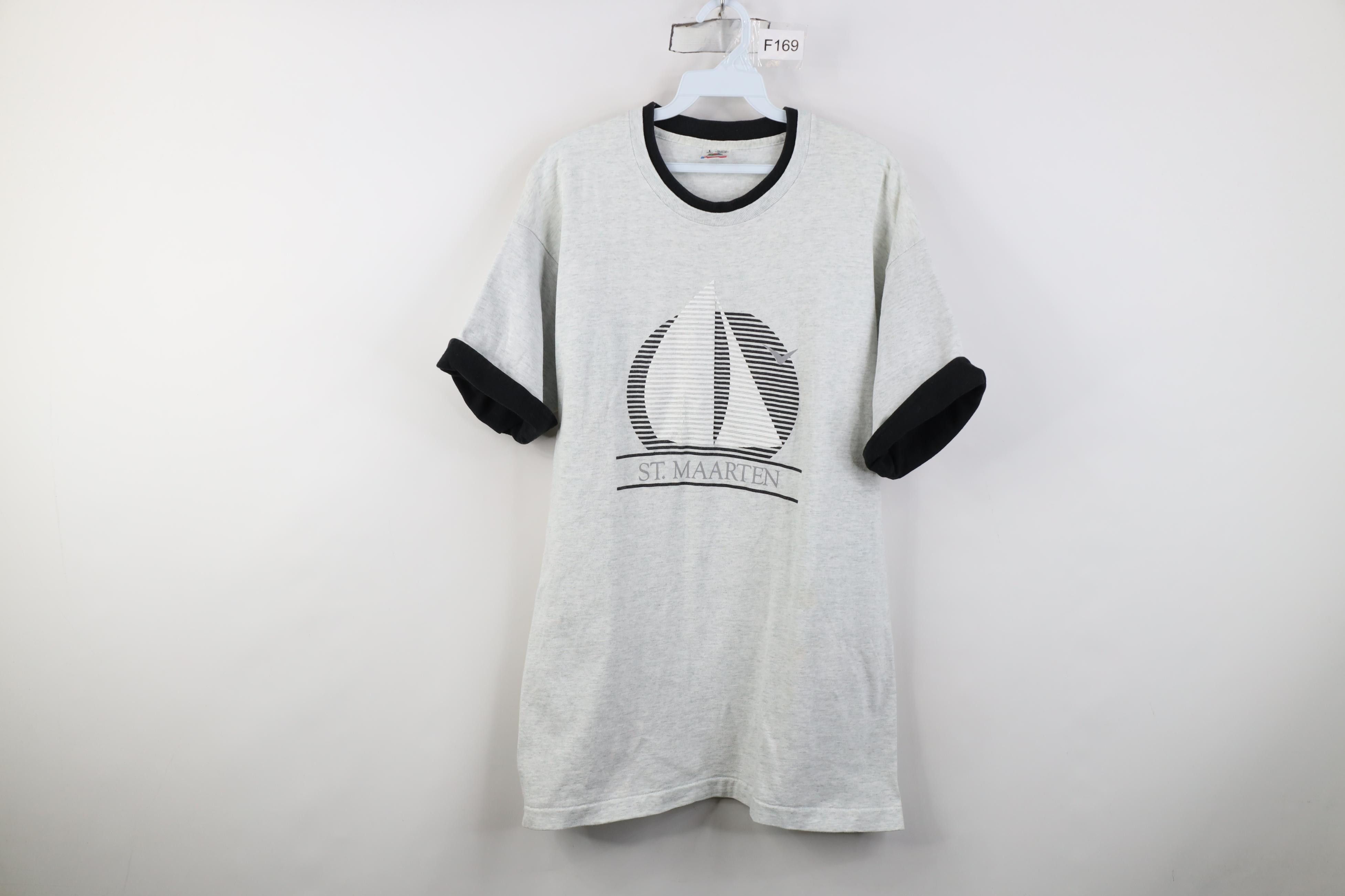 Vintage Vintage 90s Streetwear St Maarten Sailboat T-Shirt Gray USA Size US L / EU 52-54 / 3 - 1 Thumbnail
