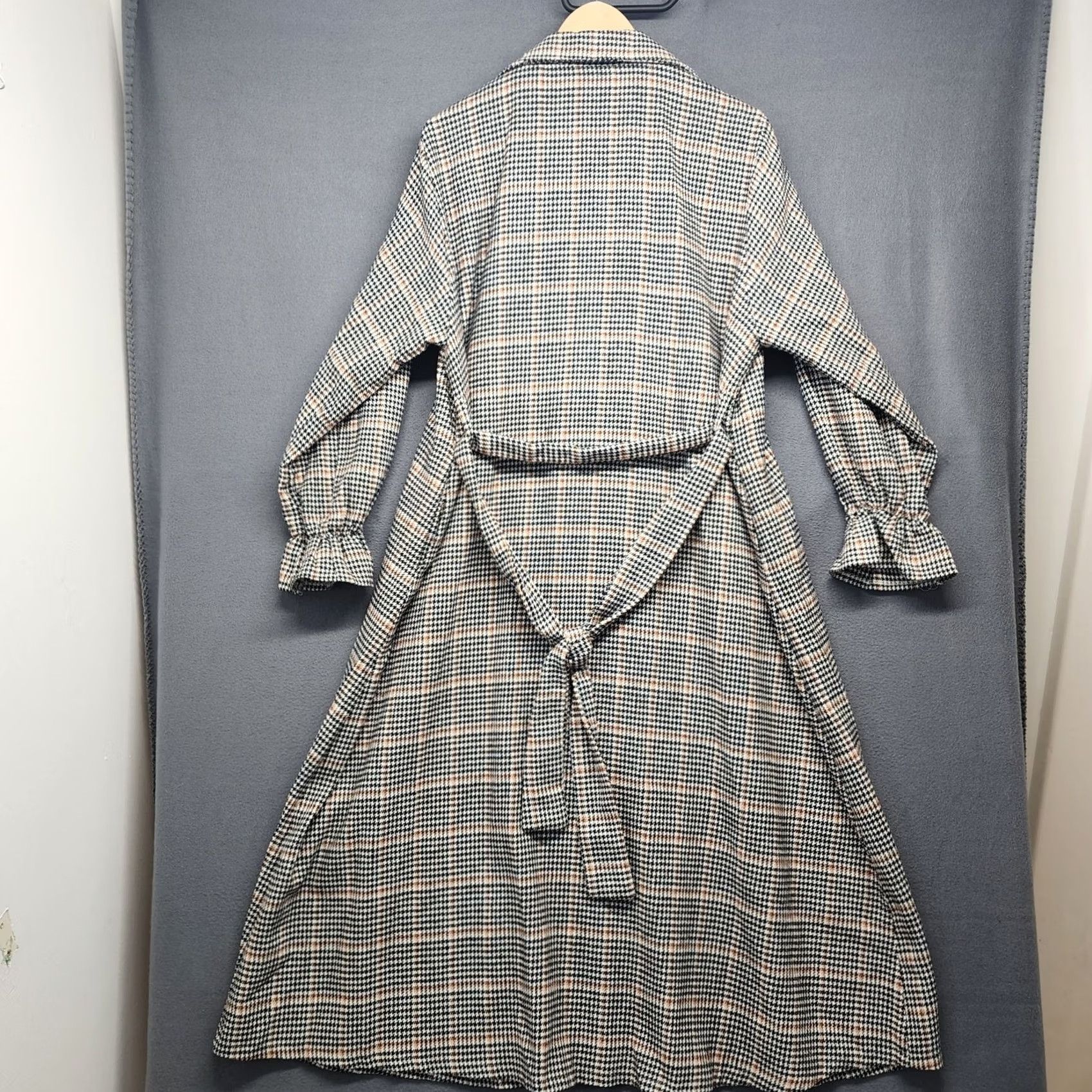 Vintage Womens Sweater Jacket Houndstooth One Button Waist Tie Duster Cardigan Long Sleeve M Black Womens Size M / US 6-8 / IT 42-44 - 2 Thumbnail