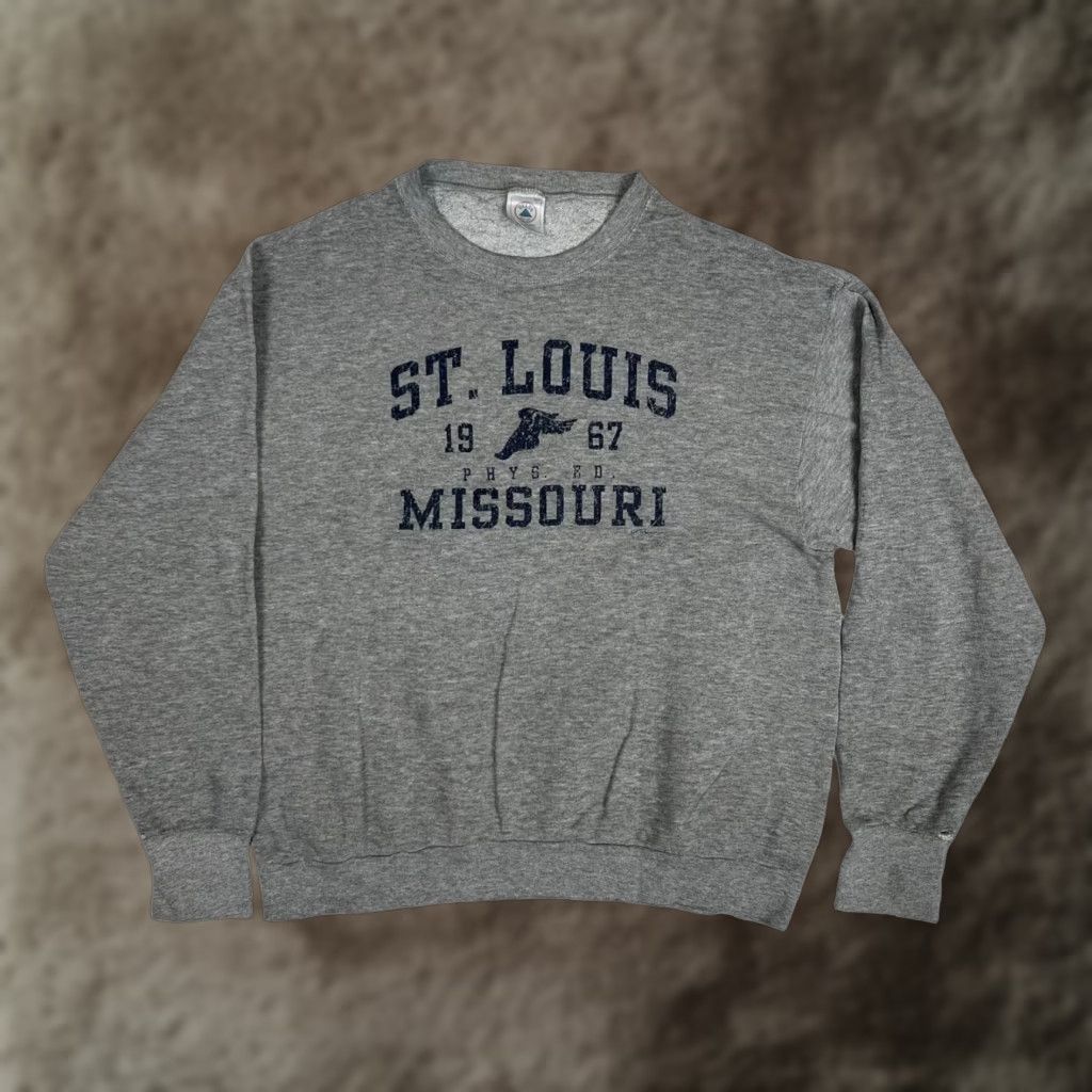 Delta VINTAGE Delta Sweatshirt Mens L Gray Crewneck St Louis Missouri Phys Ed Graphic 90s Shirt Size US L / EU 52-54 / 3 - 1 Thumbnail