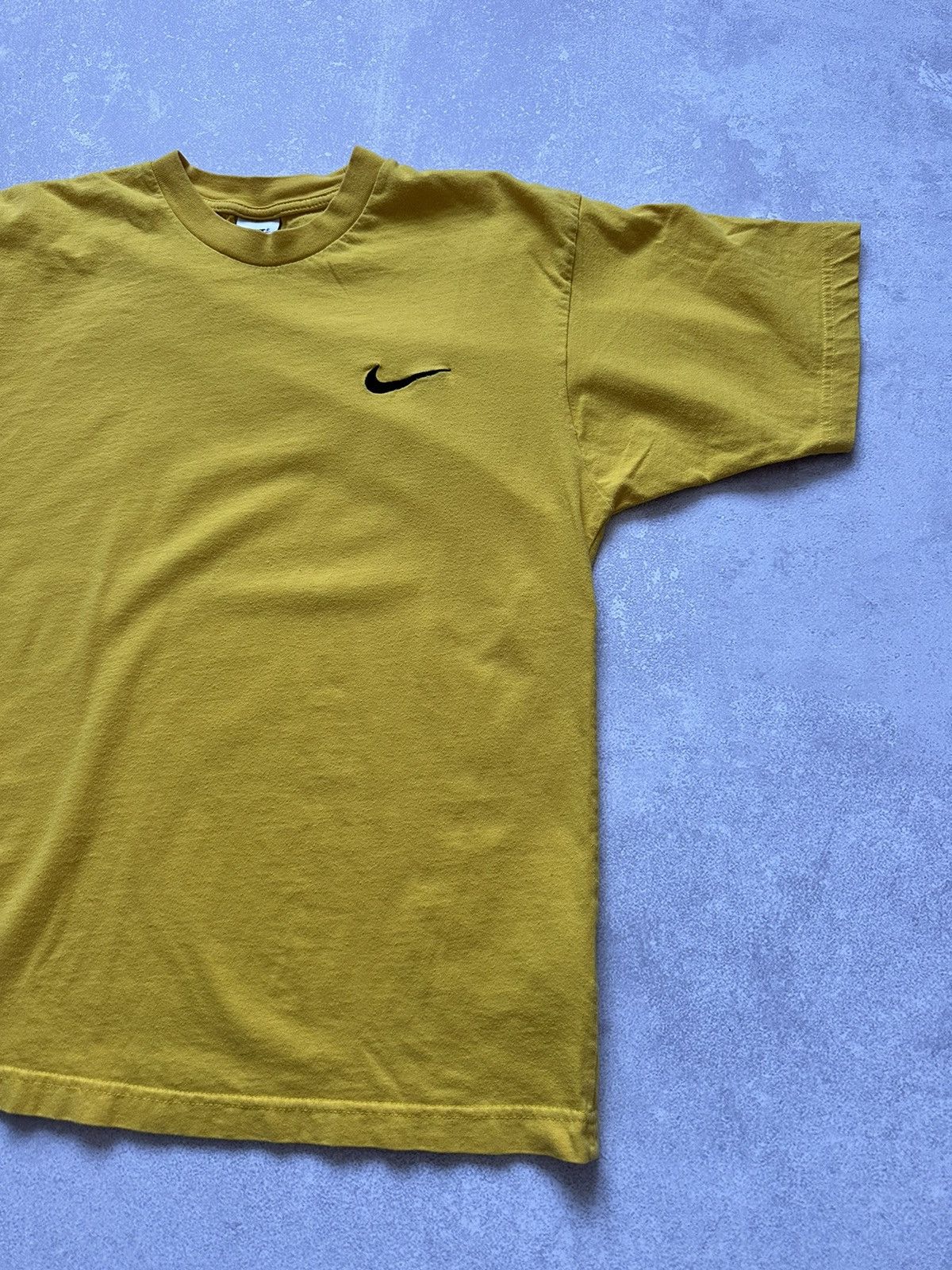 Nike × Vintage T-shirt Nike Vintage Streetwear size S Yellow Size US S / EU 44-46 / 1 - 2 Thumbnail