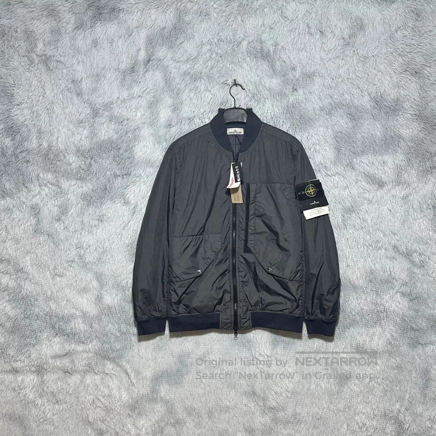 Stone Island stone island nylon padded jacket charcoal gray. Size US L / EU 52-54 / 3 - 1 Thumbnail