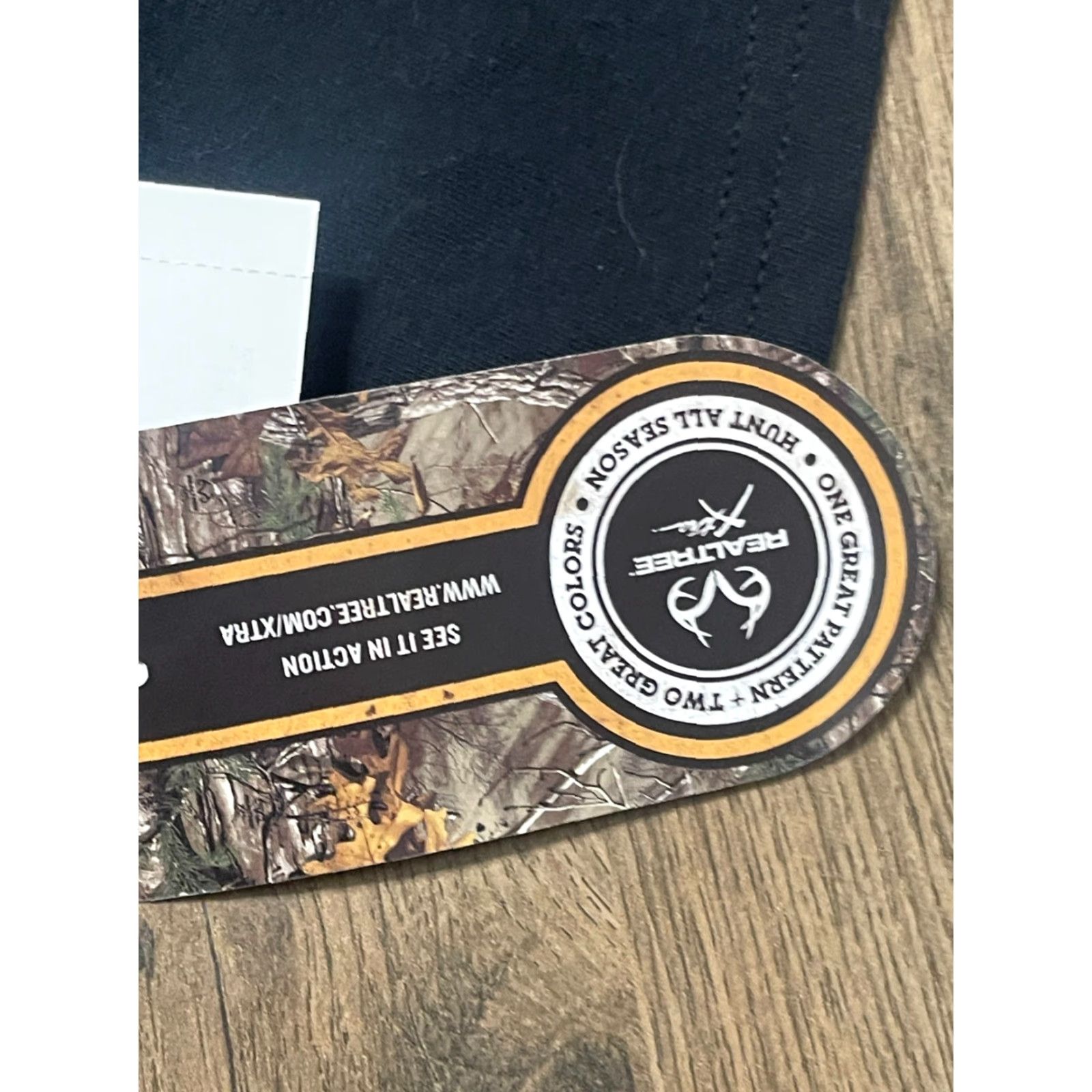 Realtree Realtree Shirt Men's XL Black Orange Realtree Hunting Grounds NWT Deer Shirt / T-Shirt Size US XL / EU 56 / 4 - 7 Thumbnail