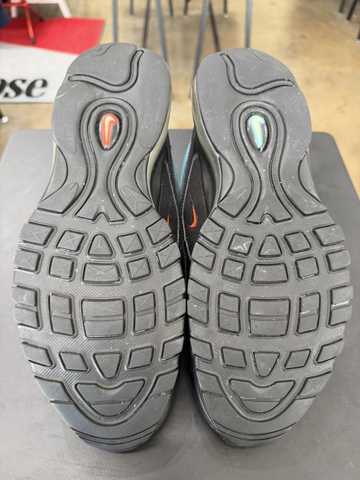 Nike Nike Air Max 97 Neon Seoul Size 10 (2019) Size US 10 / EU 43 - 9 Thumbnail