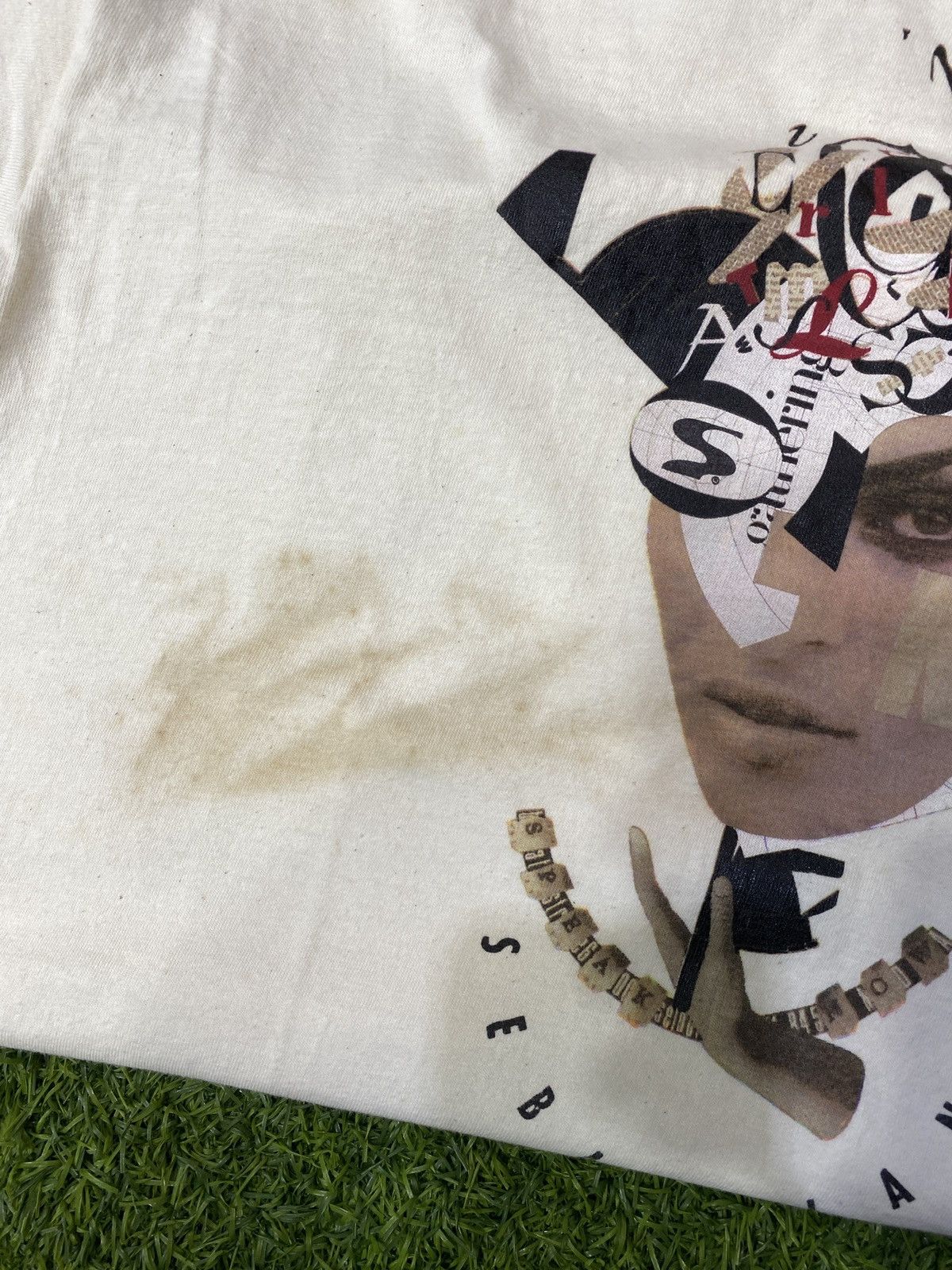 Hanes Vintage 90’s Sebastian Dada Art Tshirt Size US L / EU 52-54 / 3 - 5 Thumbnail