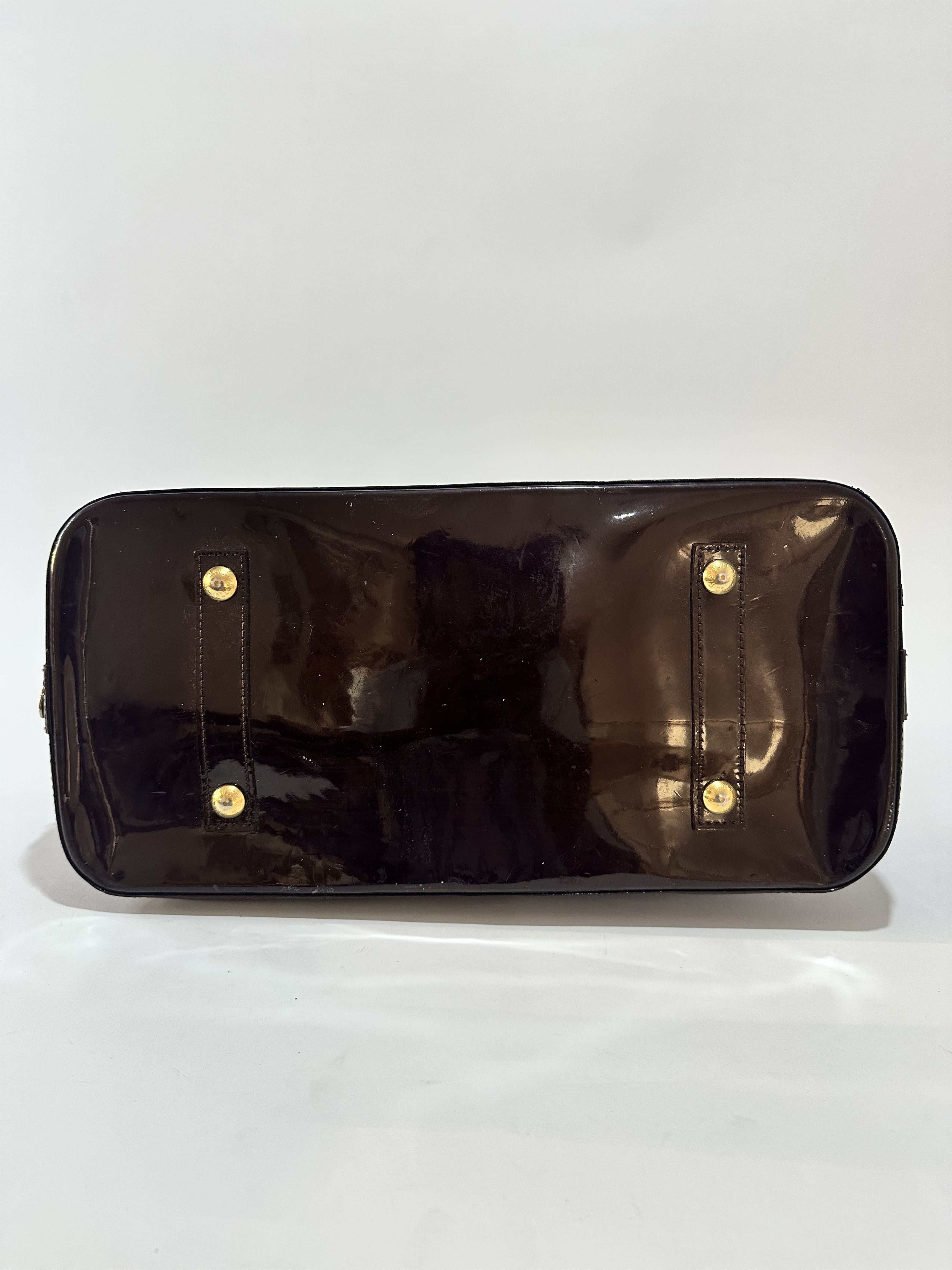 Louis Vuitton Louis Vuitton Amarante Monogram Vernis Alma GM Bag Size ONE SIZE - 6 Thumbnail