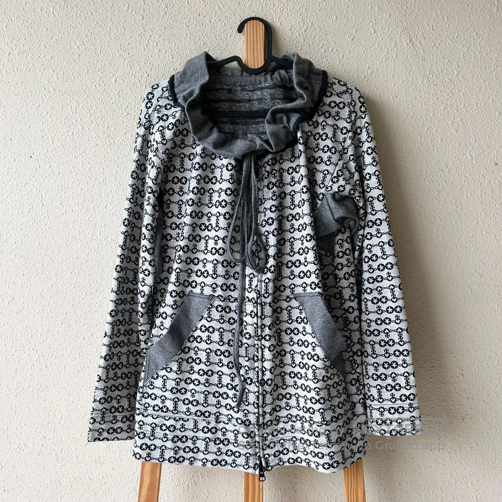 Vivienne Westwood Vivienne Westwood Saturn Heart Star Print Sweater Set. Size M / US 6-8 / IT 42-44 - 3 Thumbnail