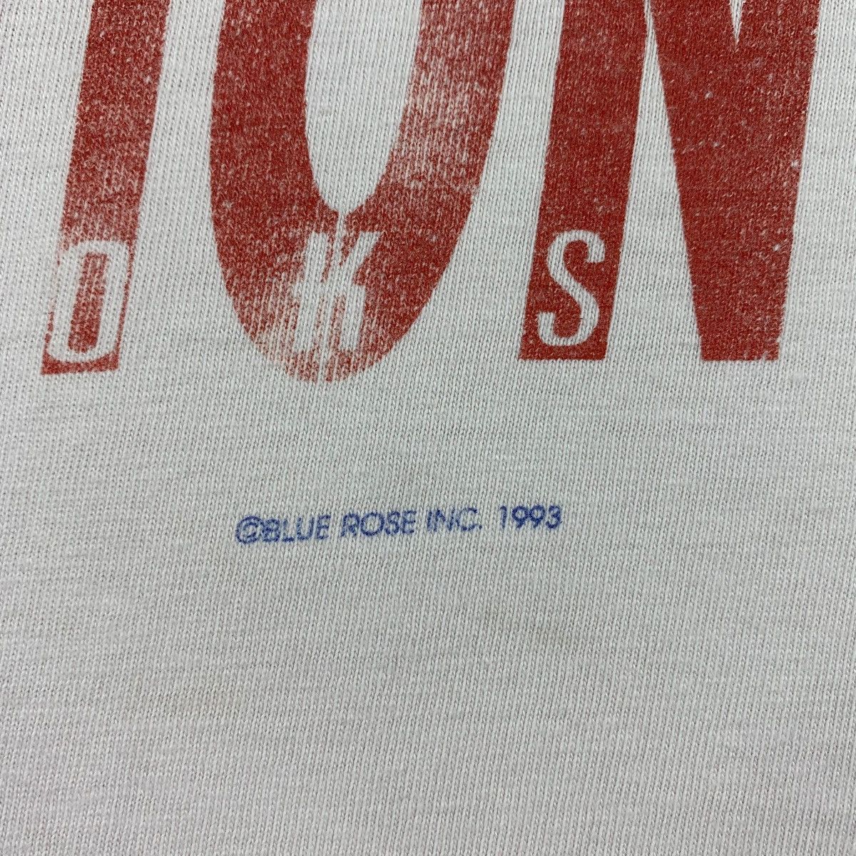 Band Tees Vintage distressed GARTH BROOKS American 1994 band tees Size US L / EU 52-54 / 3 - 10 Thumbnail