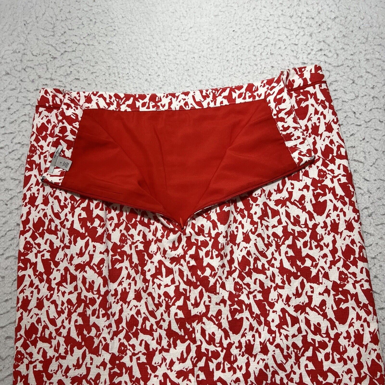 Nordstrom Halogen Pencil Skirt Lined Red Abstract Pattern Career Size 32" / US 10 / IT 46 - 9 Thumbnail