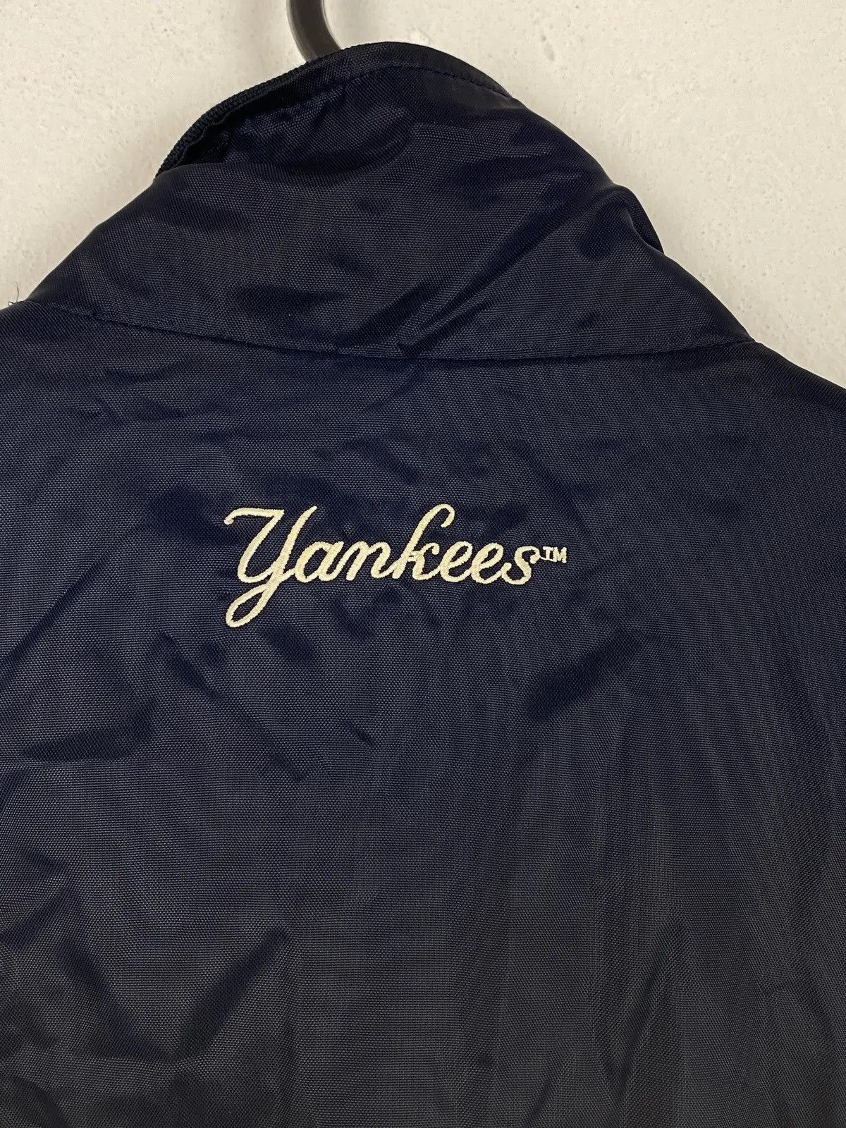 Majestic 00s Vintage Majestic x New York Yankees Light Jacket Size US XL / EU 56 / 4 - 7 Thumbnail