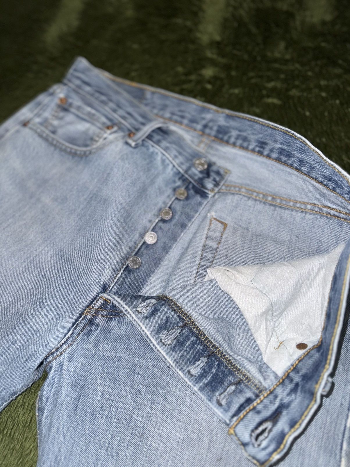 Levi's [W34/L32] Levis 501 Distressed Vintage Wash Denim Pants Size US 34 / EU 50 - 3 Thumbnail