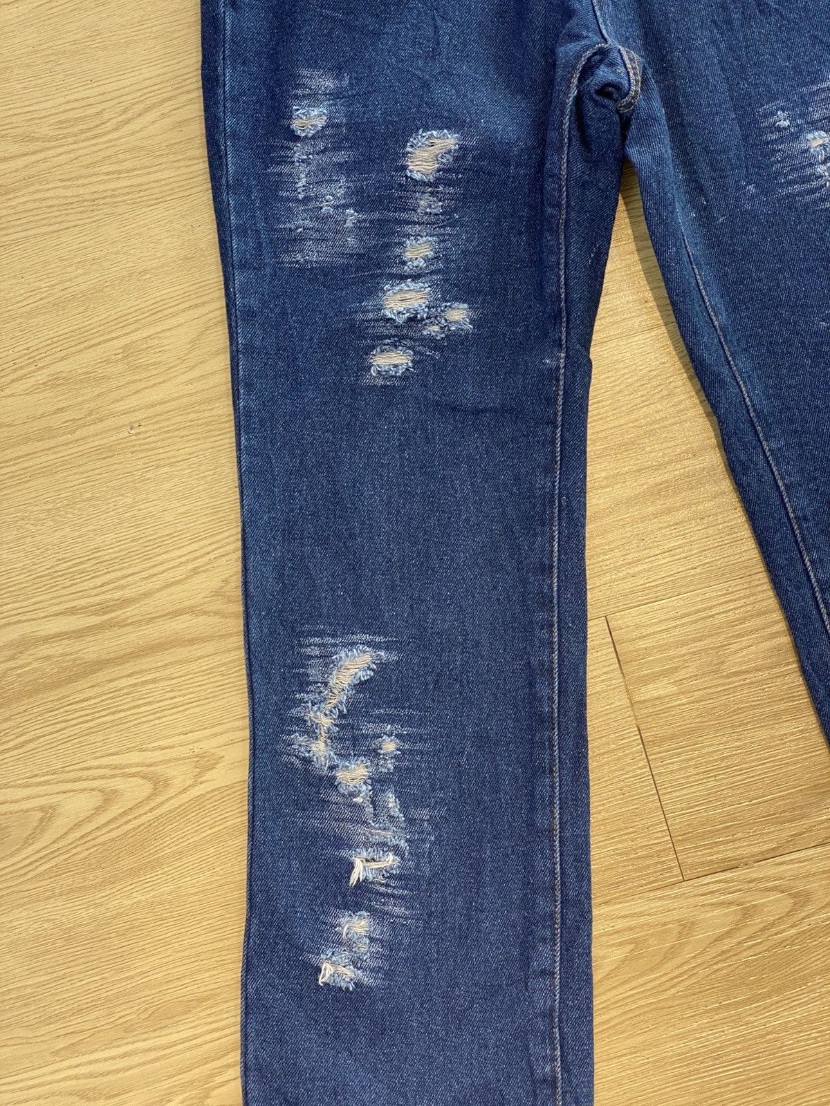 Japanese Brand Japanese Vintage Distress Hairy Leg Loose Style Jeans Size US 29 - 7 Thumbnail