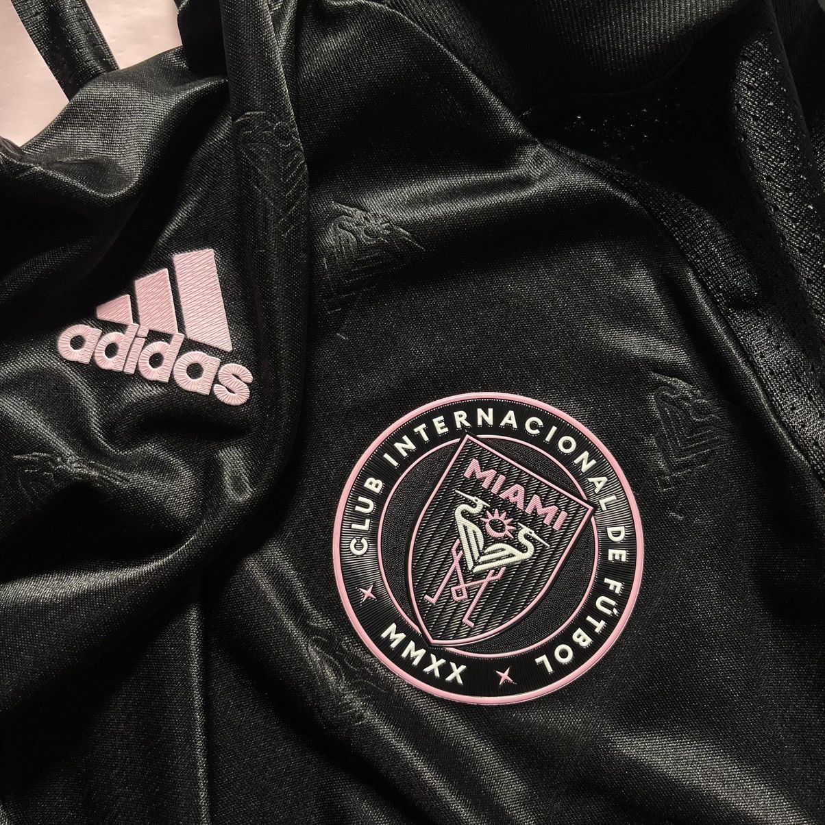 Adidas × Vintage INTER MIAMI ADIDAS 2020/2021 FOOTBALL AWAY JERSEY #9 HIGUAIN Size US M / EU 48-50 / 2 - 8 Thumbnail