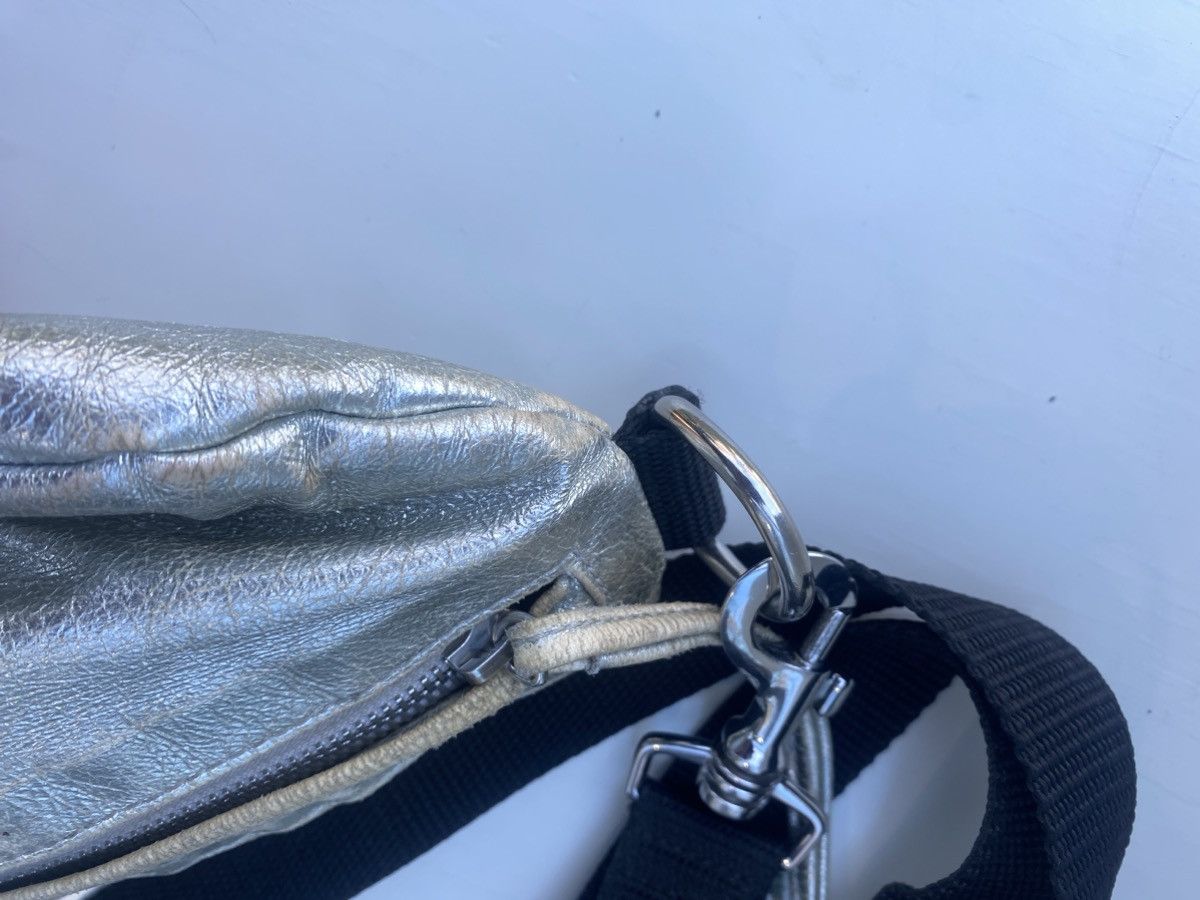 Maison Margiela MAISON MARGIELA TWO COMPARTMENT BUM BAG - SILVER Size ONE SIZE - 22 Thumbnail