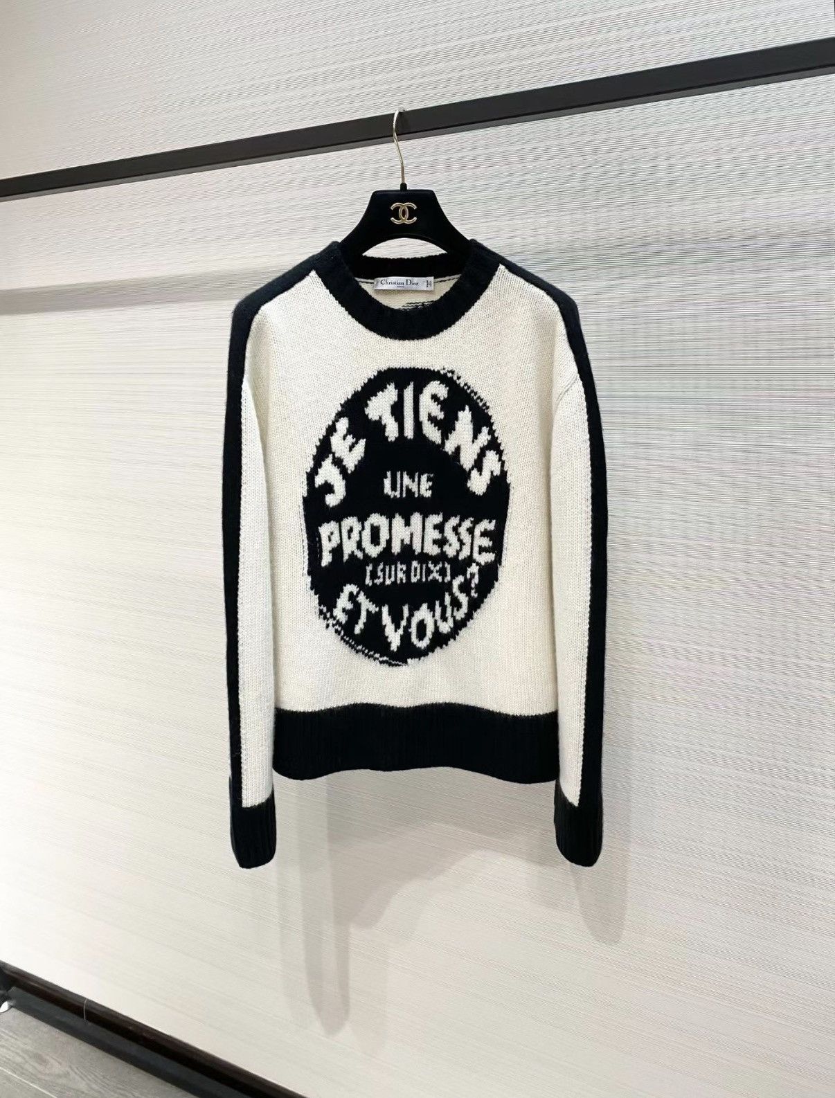 Dior Dior F38 Black & White Color Block Logo Sweater J33 Size XS / US 0-2 / IT 36-38 - 1 Thumbnail