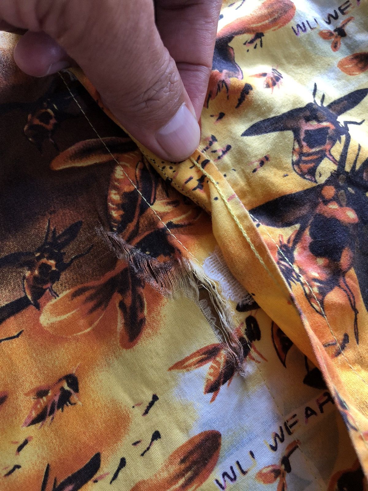 Rap Tees VINTAGE WU TANG WU WEAR ALL OVER PRINT BUTTON SHIRT Size US XL / EU 56 / 4 - 6 Thumbnail