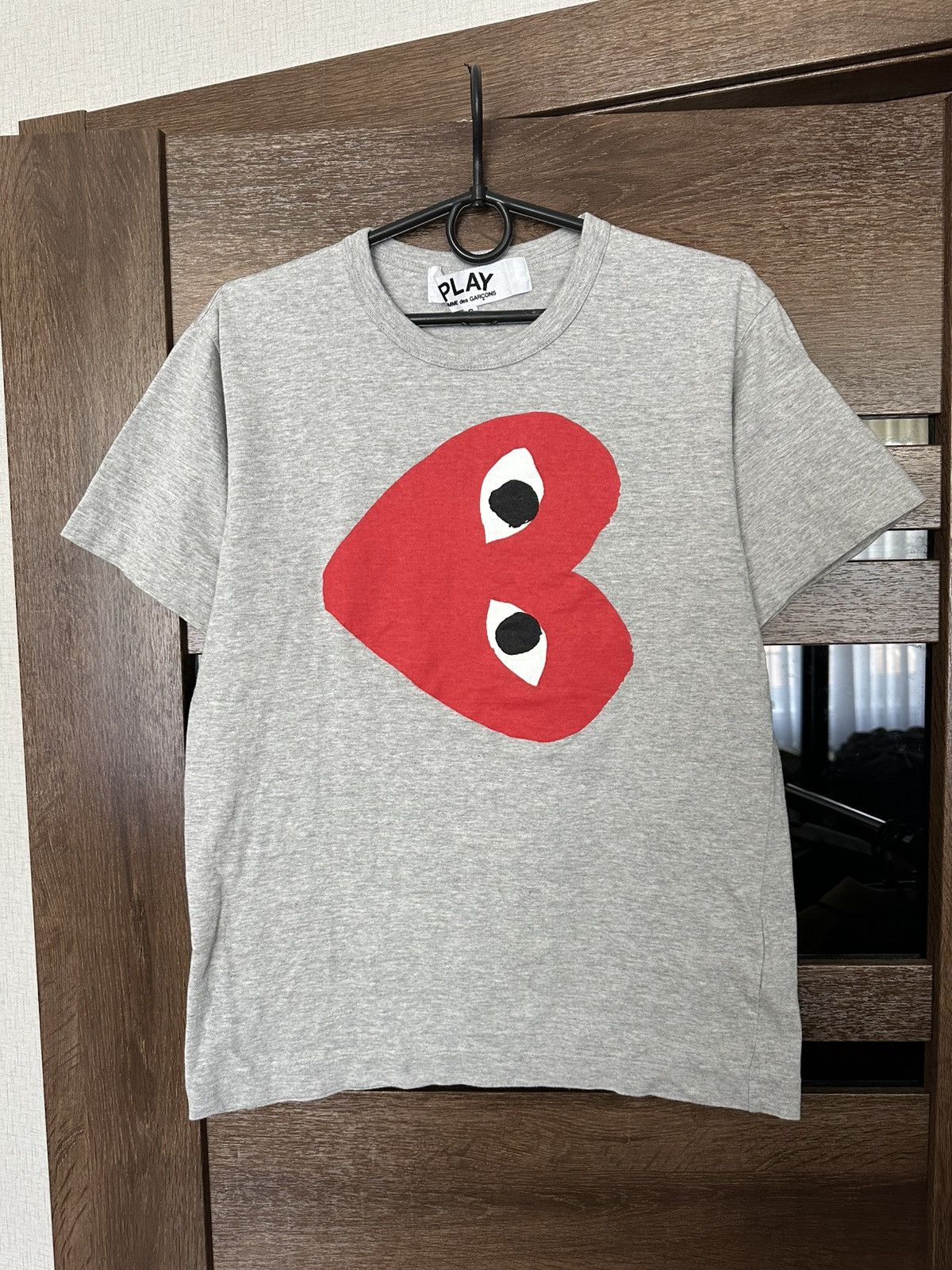 Comme des Garcons PLAY Comme Des Garcons PLAY CDG Heart Logo T-Shirt Size US S / EU 44-46 / 1 - 3 Thumbnail