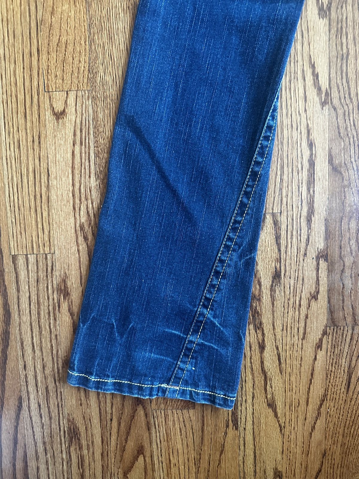 True Religion Flared true religion jeans size 29, section JOEY BIG T Size US 29 - 6 Thumbnail
