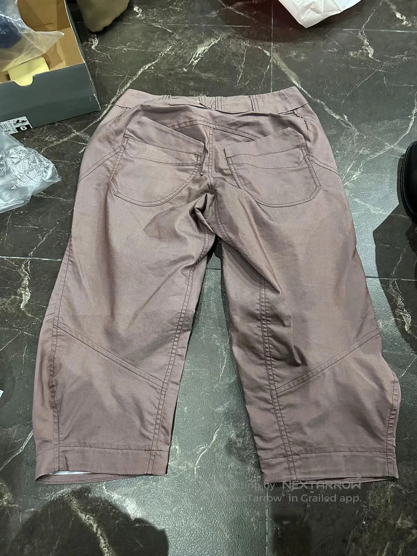 Arc'teryx Arc'teryx Women's Cropped Pants. Size 22" - 4 Thumbnail