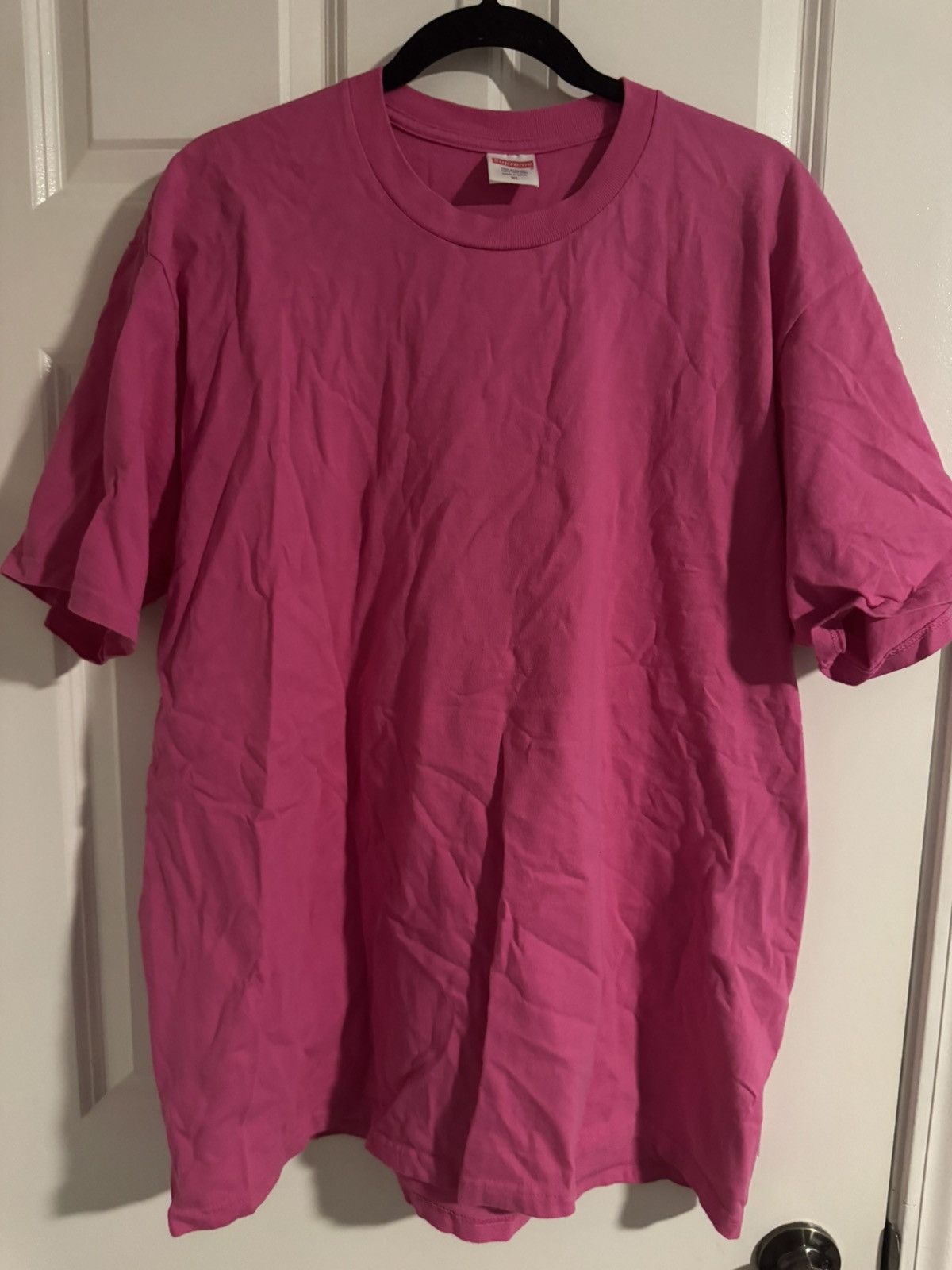 Supreme Pink Supreme T shirt Size US XL / EU 56 / 4 - 2 Thumbnail