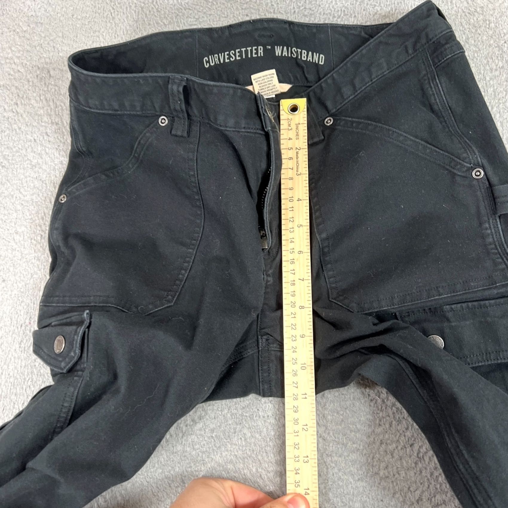 Vintage Duluth Trading Women’s Curvesetter Waistband Cargo Pants Black 10x29 Size 32" / US 10 / IT 46 - 4 Thumbnail