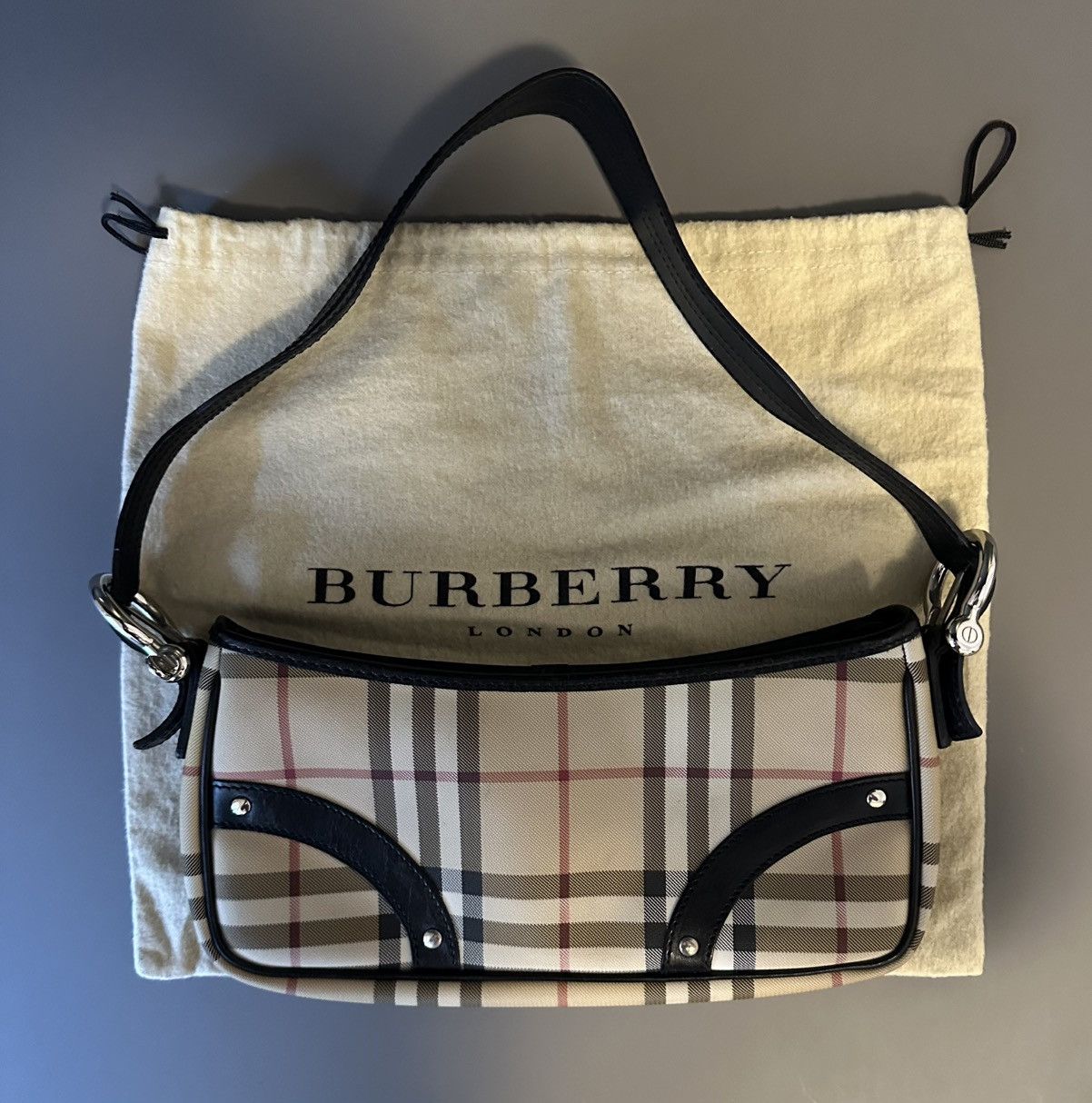 Burberry Burberry Vintage Check Shoulder Bag – Black Leather Trim Size ONE SIZE - 5 Thumbnail