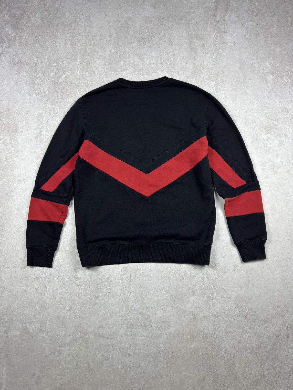 Givenchy Givenchy Band Insert Crew Neck Black/Red Sweatshirt size M Size US M / EU 48-50 / 2 - 9 Thumbnail