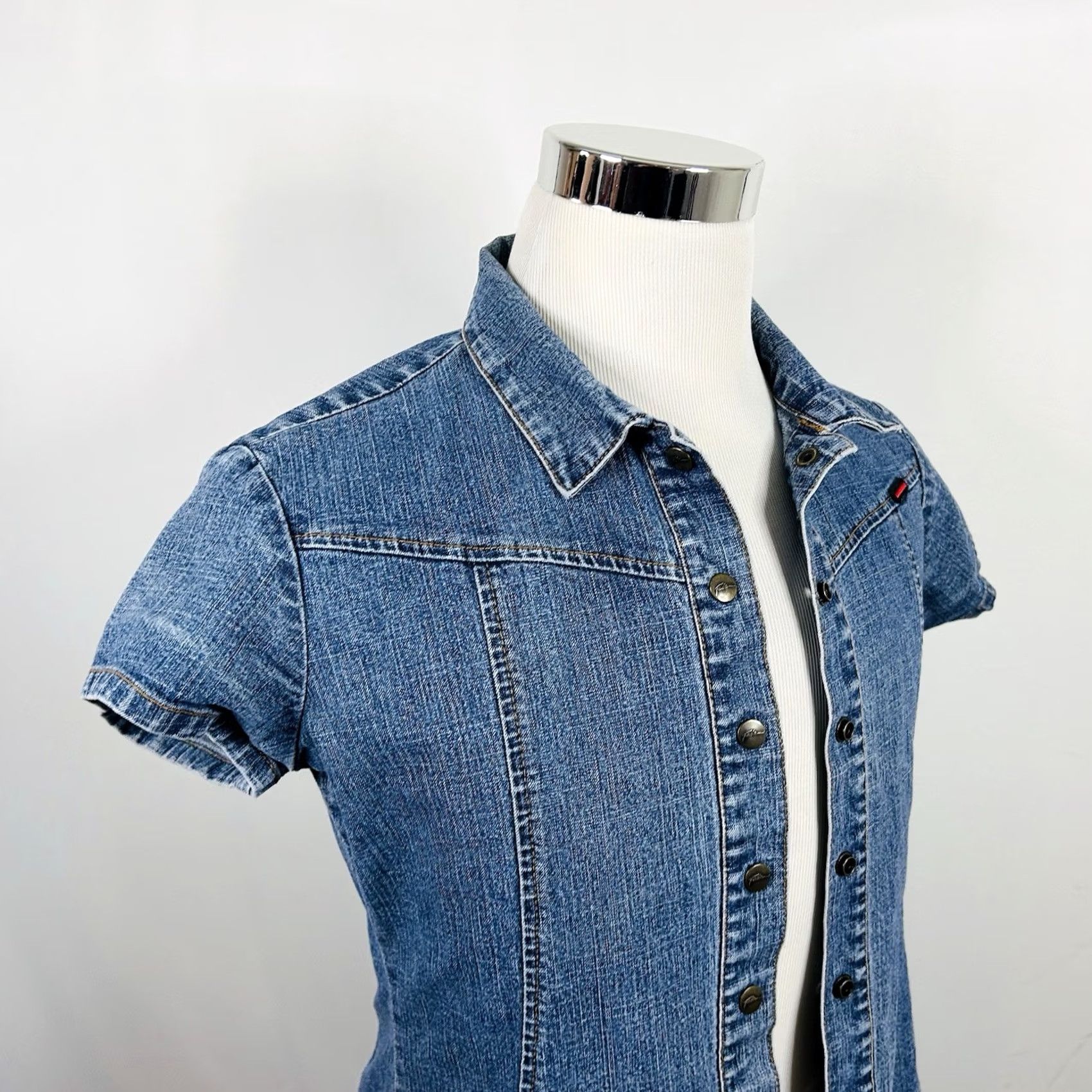 Fubu FUBU Denim Dress Blue 100% Cotton Knee Length Snap Front Collared Shirt Dress Women Size 12 Size XL / US 12-14 / IT 48-50 - 2 Thumbnail