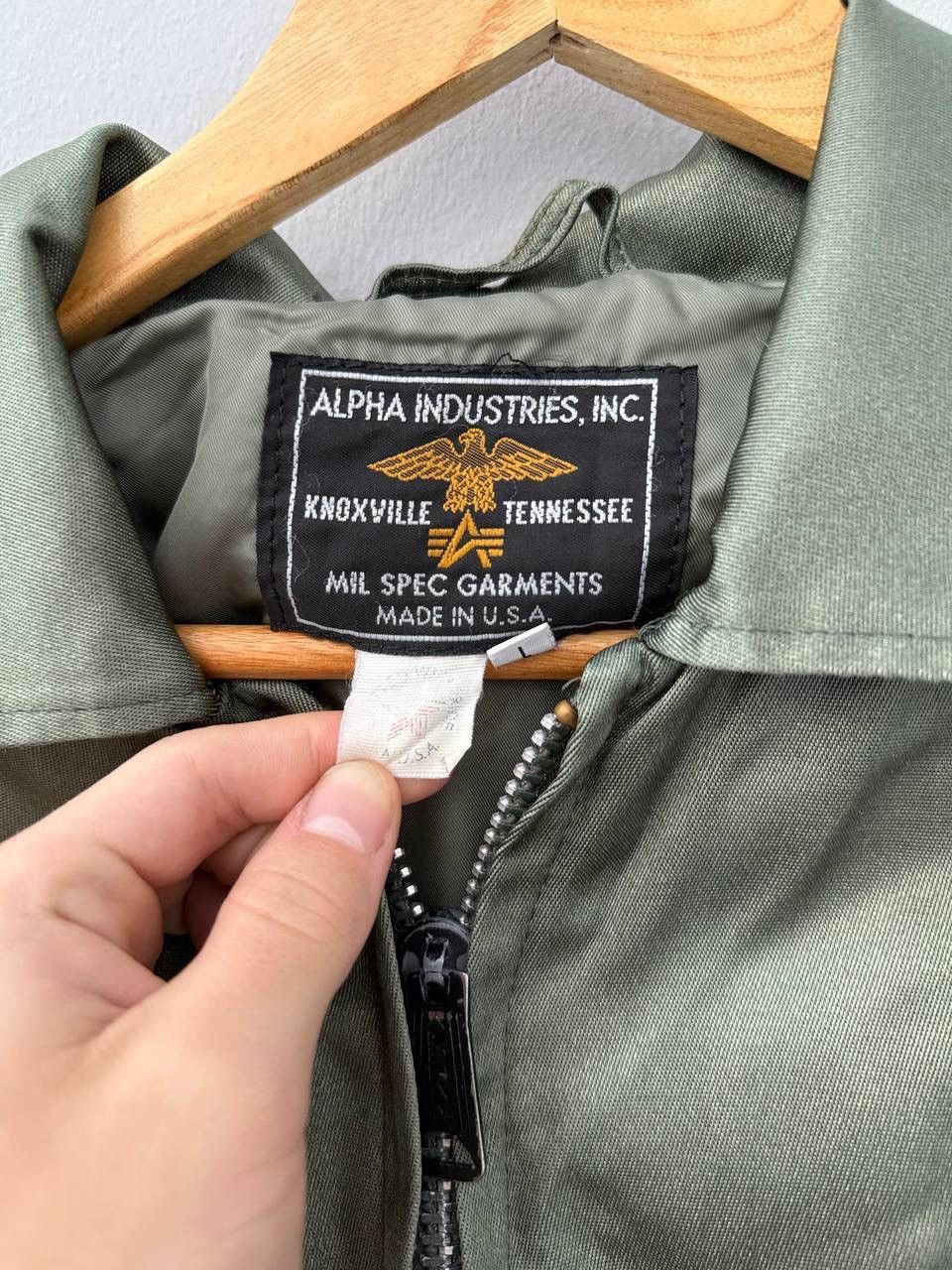 Alpha Industries Vintage Alpha Industries 1990s Made in USA Jacket Size US L / EU 52-54 / 3 - 5 Thumbnail