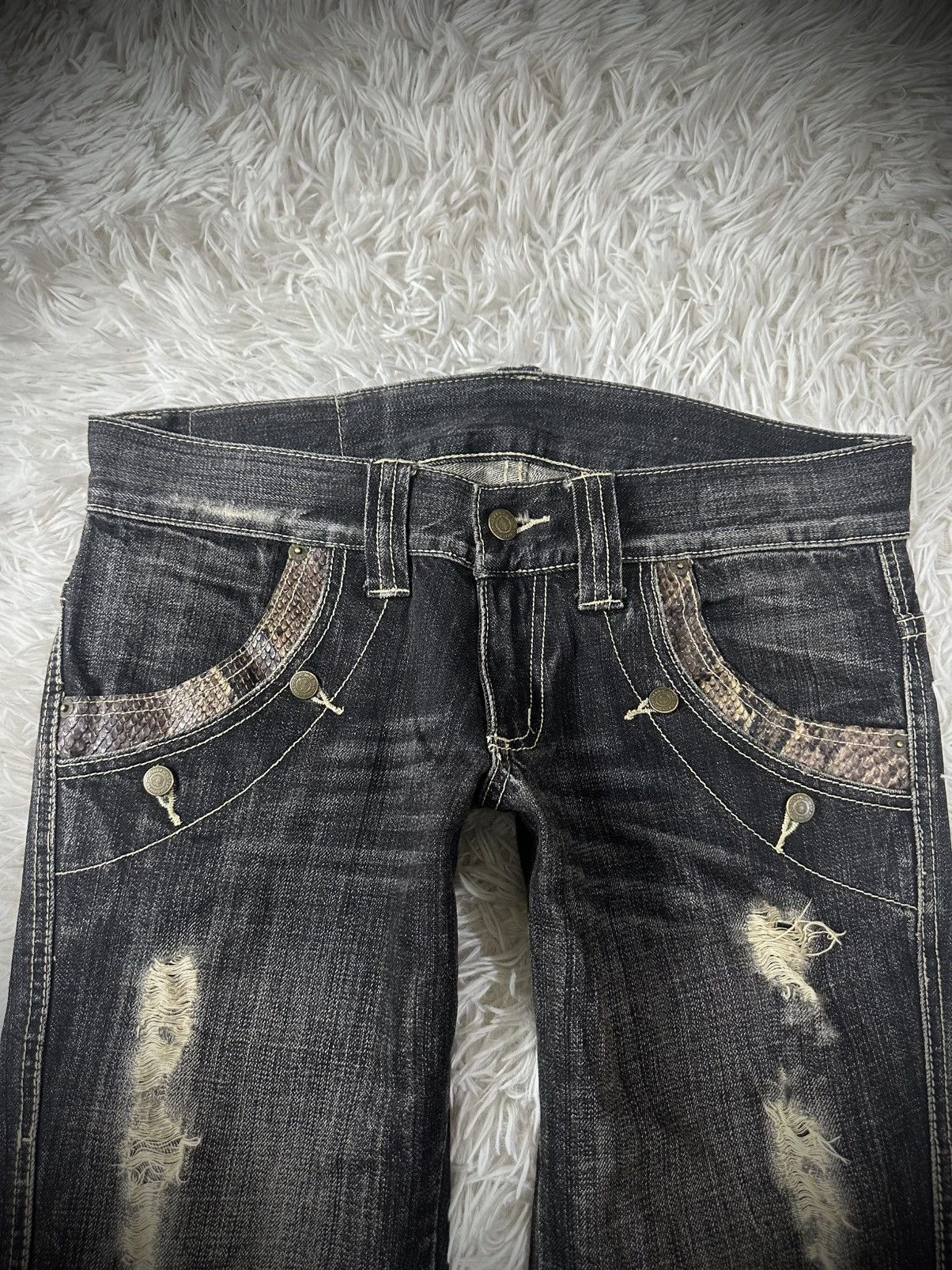 Tornado Mart Rare 2000s Japanese Tornado Mart Snakeskin Flared Denim Size US 32 / EU 48 - 3 Thumbnail