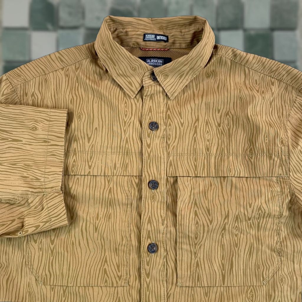 Vintage Alaskan Hardgear Fishing Shirt Men Medium Woodgrain Untucked Vented Outdoors NEW Size US M / EU 48-50 / 2 - 1 Thumbnail