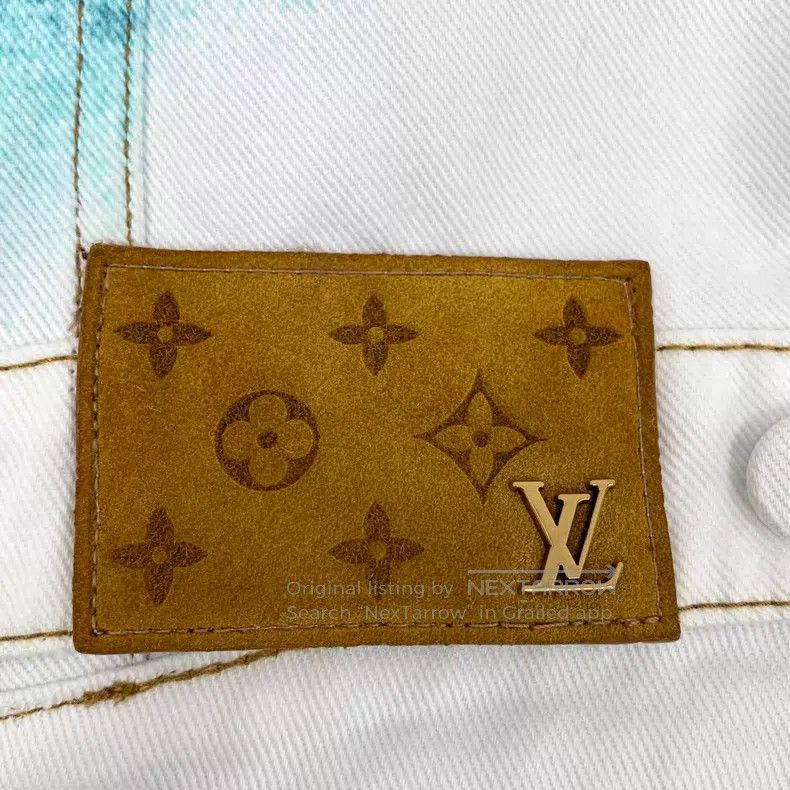 Louis Vuitton Louis Vuitton 23 white and blue color-block spray-painted Size US S / EU 44-46 / 1 - 5 Thumbnail