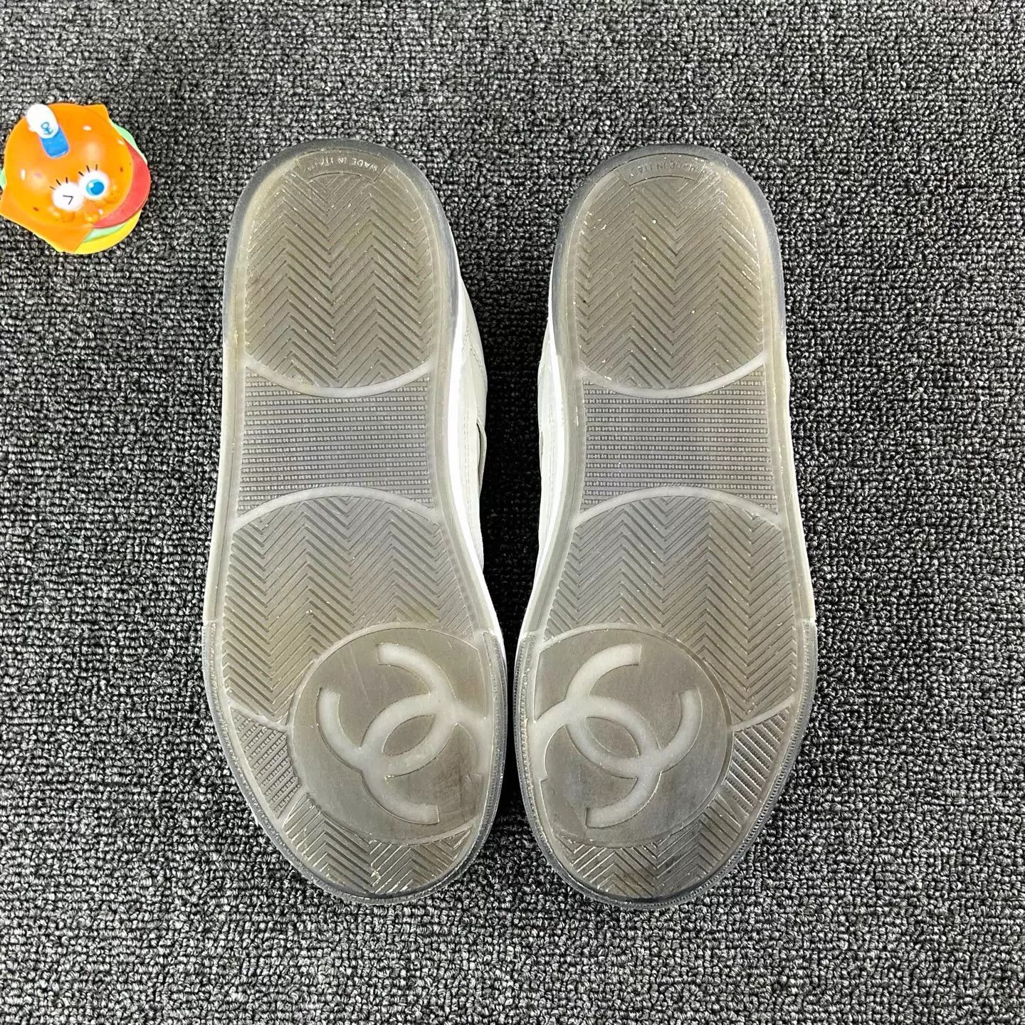 Chanel Chanel 24P White CC Sneakers 35.5 Women's Size US 4.5 / IT 34.5 - 6 Thumbnail