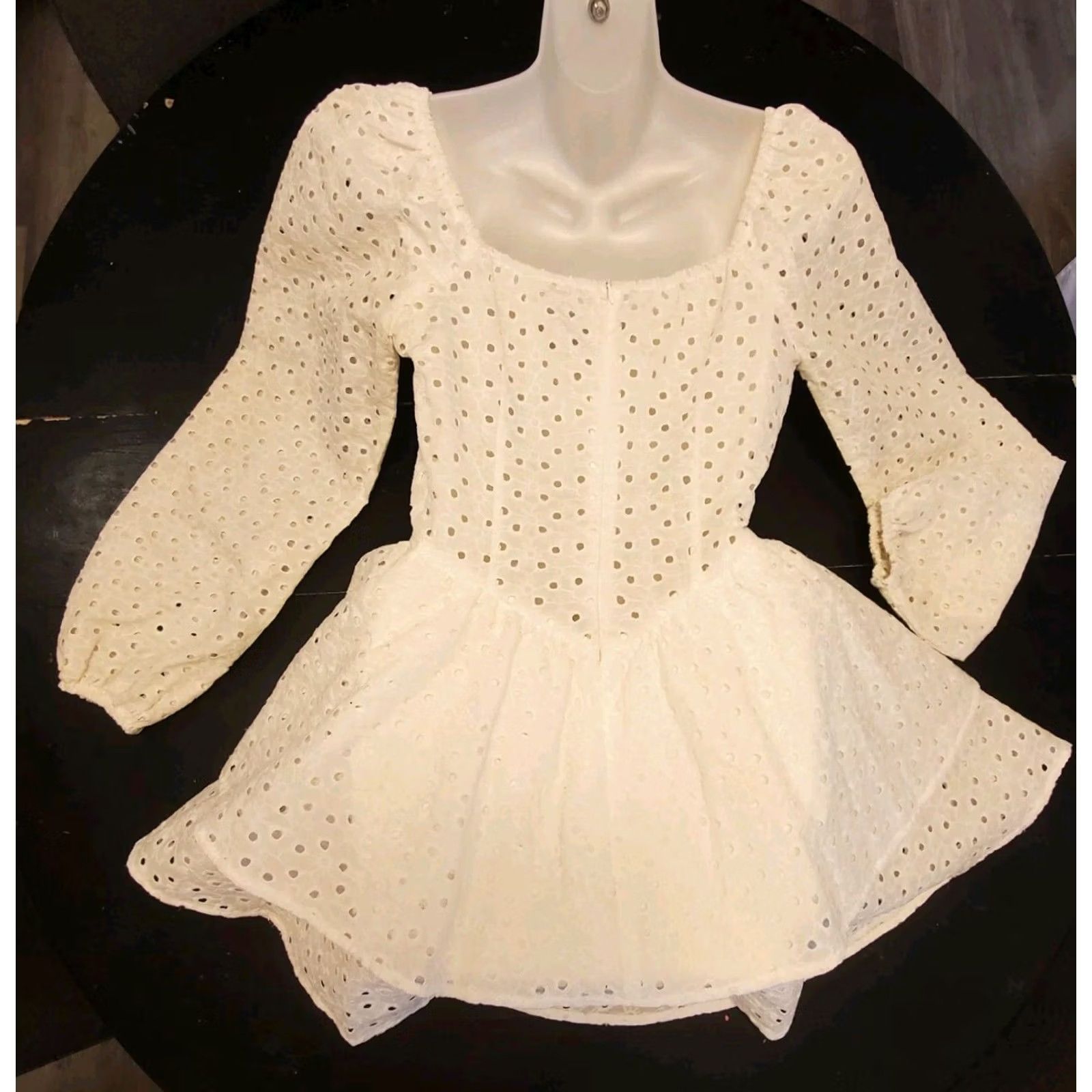 Vintage VINTAGE D & M Eyelet Lace Tiered Mini Dress Bohemian Cottagecore Cowgirl Western XS? Size M / US 6-8 / IT 42-44 - 4 Thumbnail