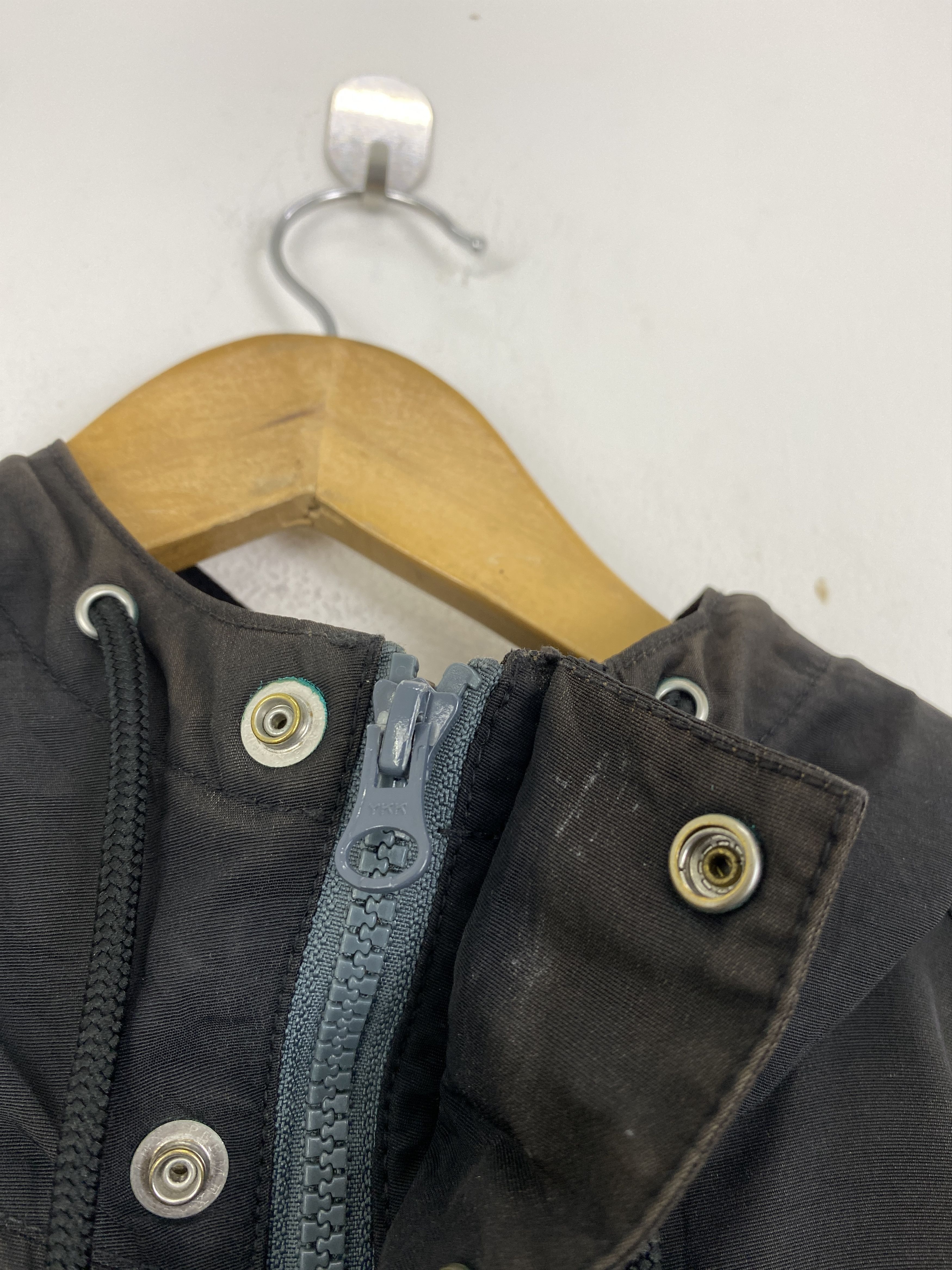 Xlarge Vintage X-Large Multi Pocket Faded Jacket With Hoodie J2047 Size US L / EU 52-54 / 3 - 7 Thumbnail